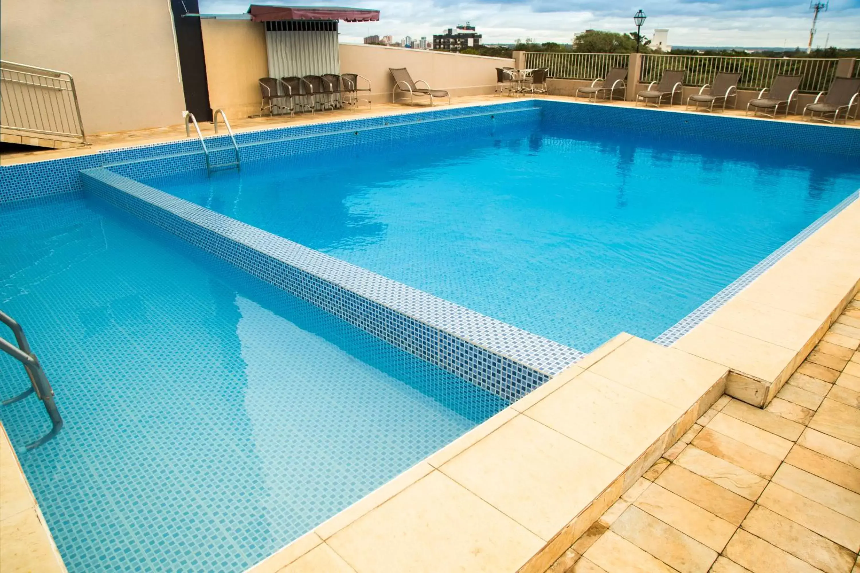 Swimming Pool in Mirante Hotel