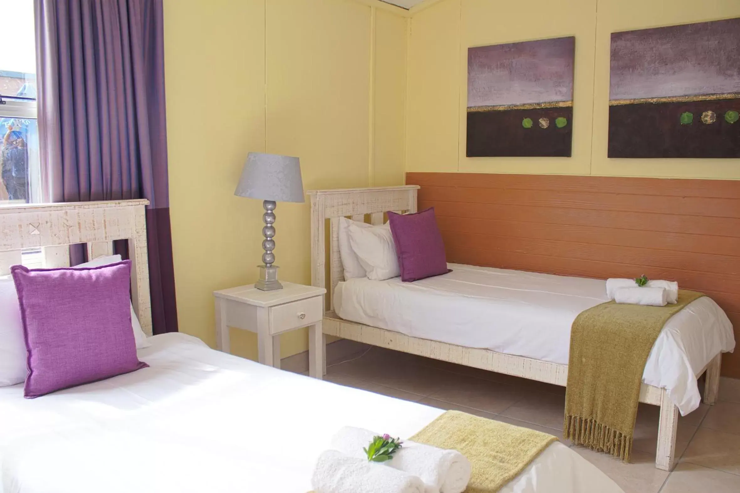 Photo of the whole room, Room Photo in Oceans Hotel & Self Catering