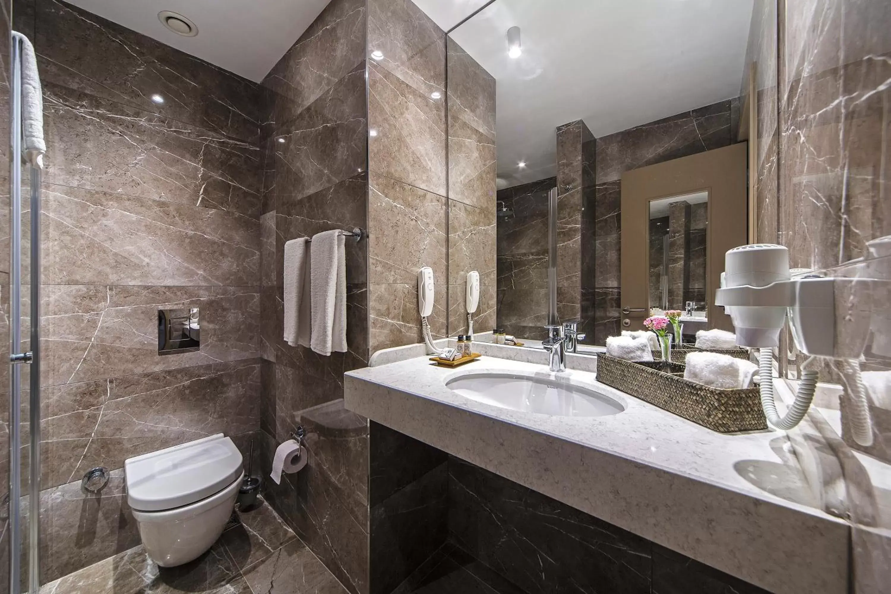 Bathroom in Redmont Hotel Nisantasi