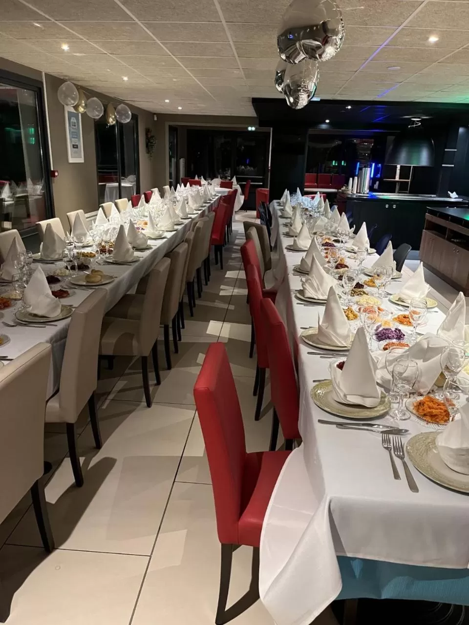 Restaurant/places to eat in Kyriad Meaux Sud Nanteuil Les Meaux