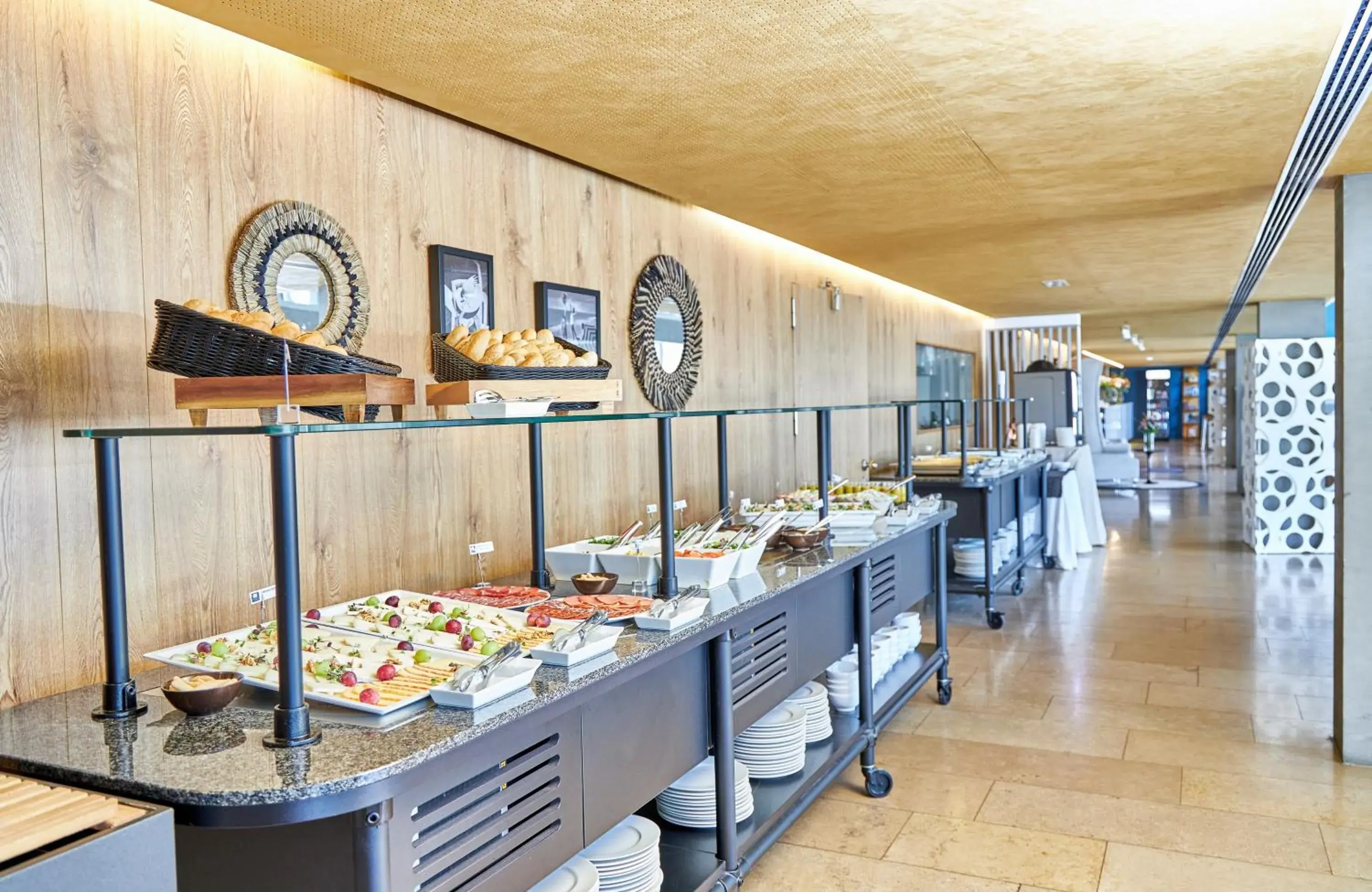 Breakfast, Restaurant/Places to Eat in Leonardo Boutique Hotel Mallorca Port Portals - Adults only