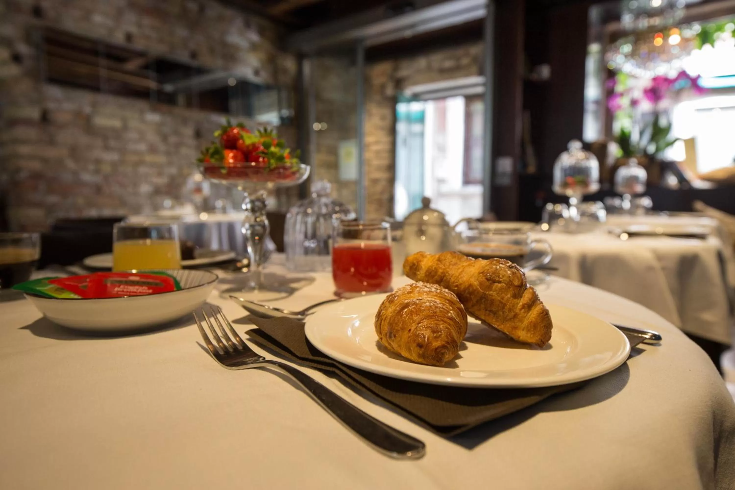 Other in Avogaria 5 Rooms