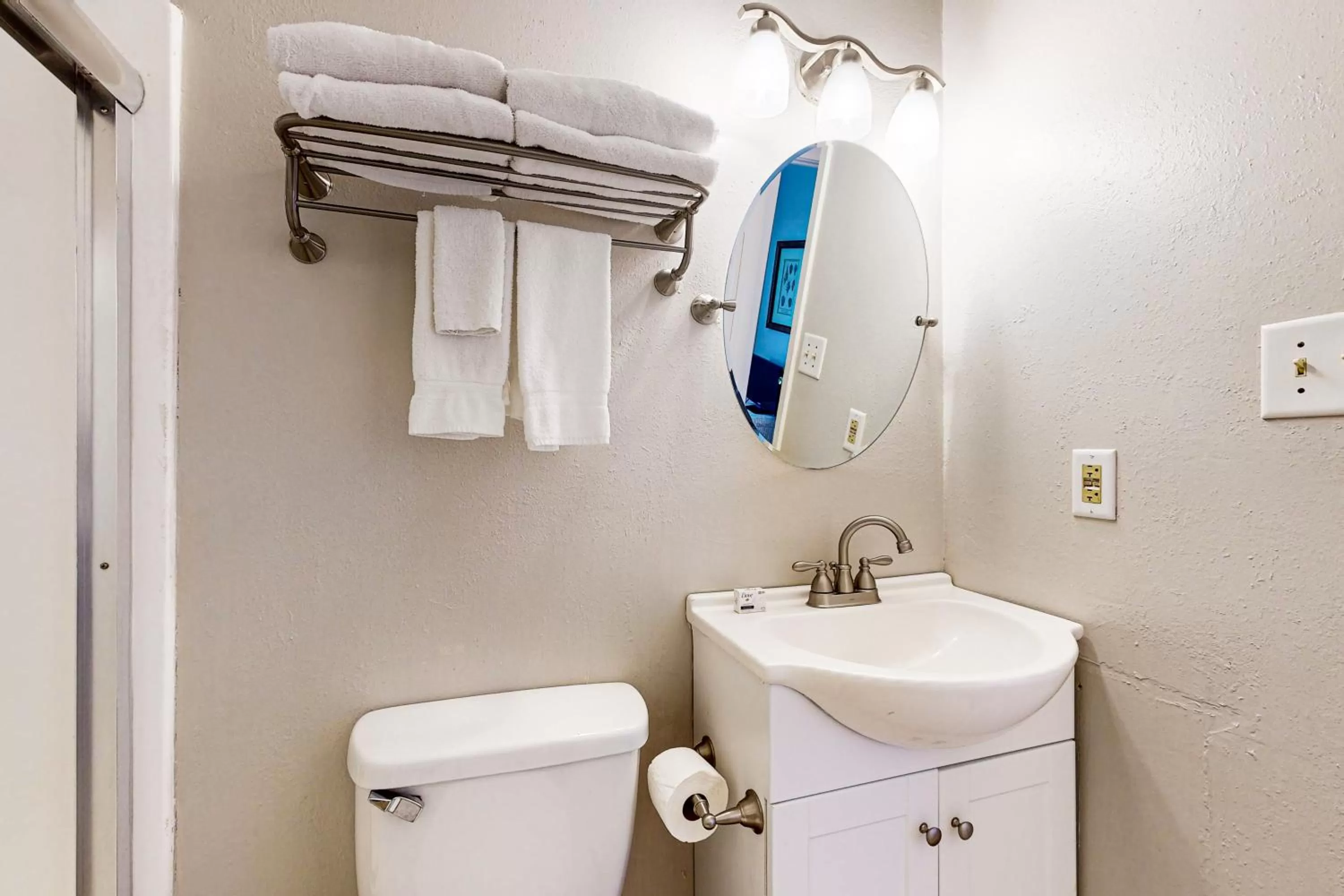 Bathroom in Seahorse 612