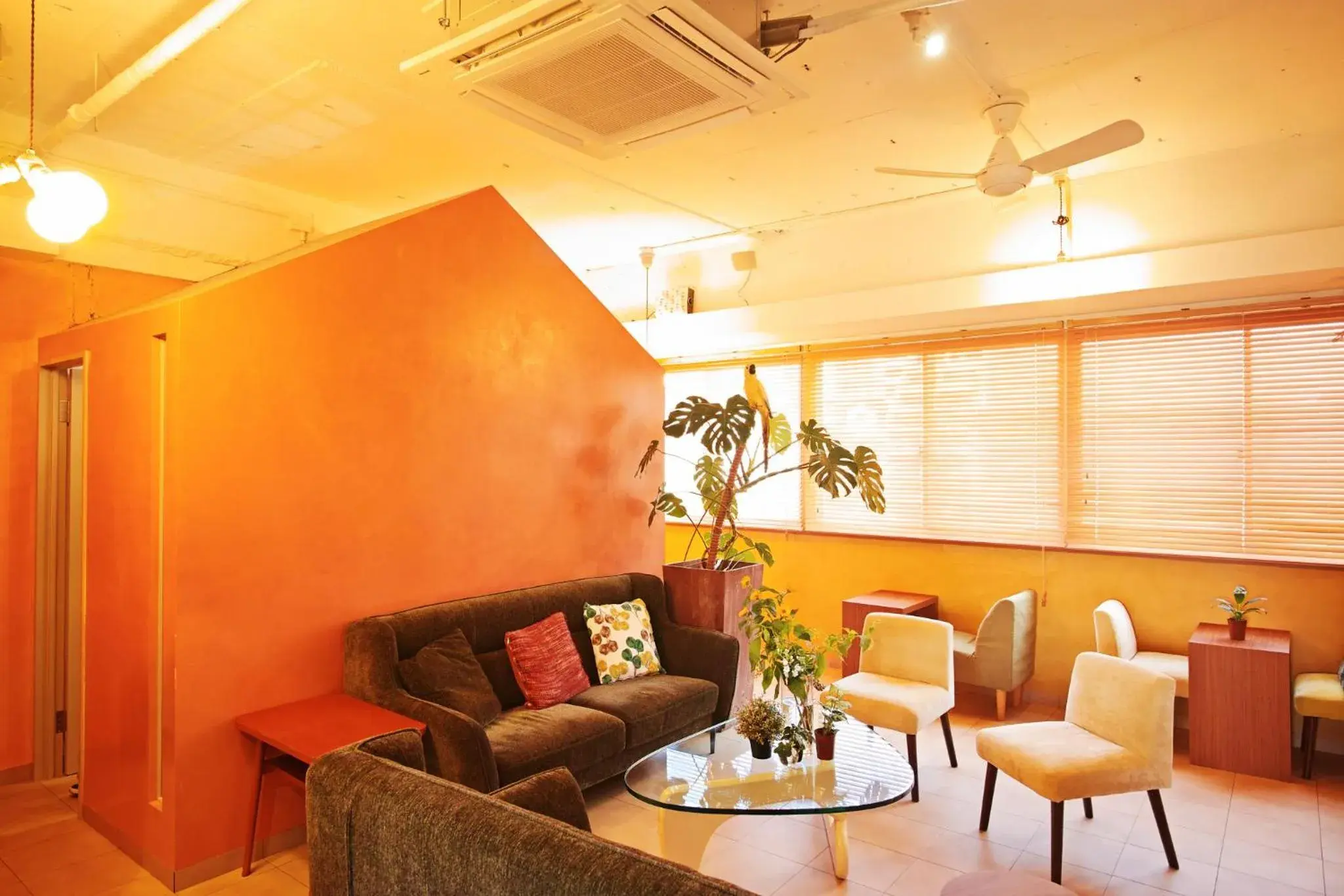 Communal lounge/ TV room in Hostel Casa Noda Nagasaki