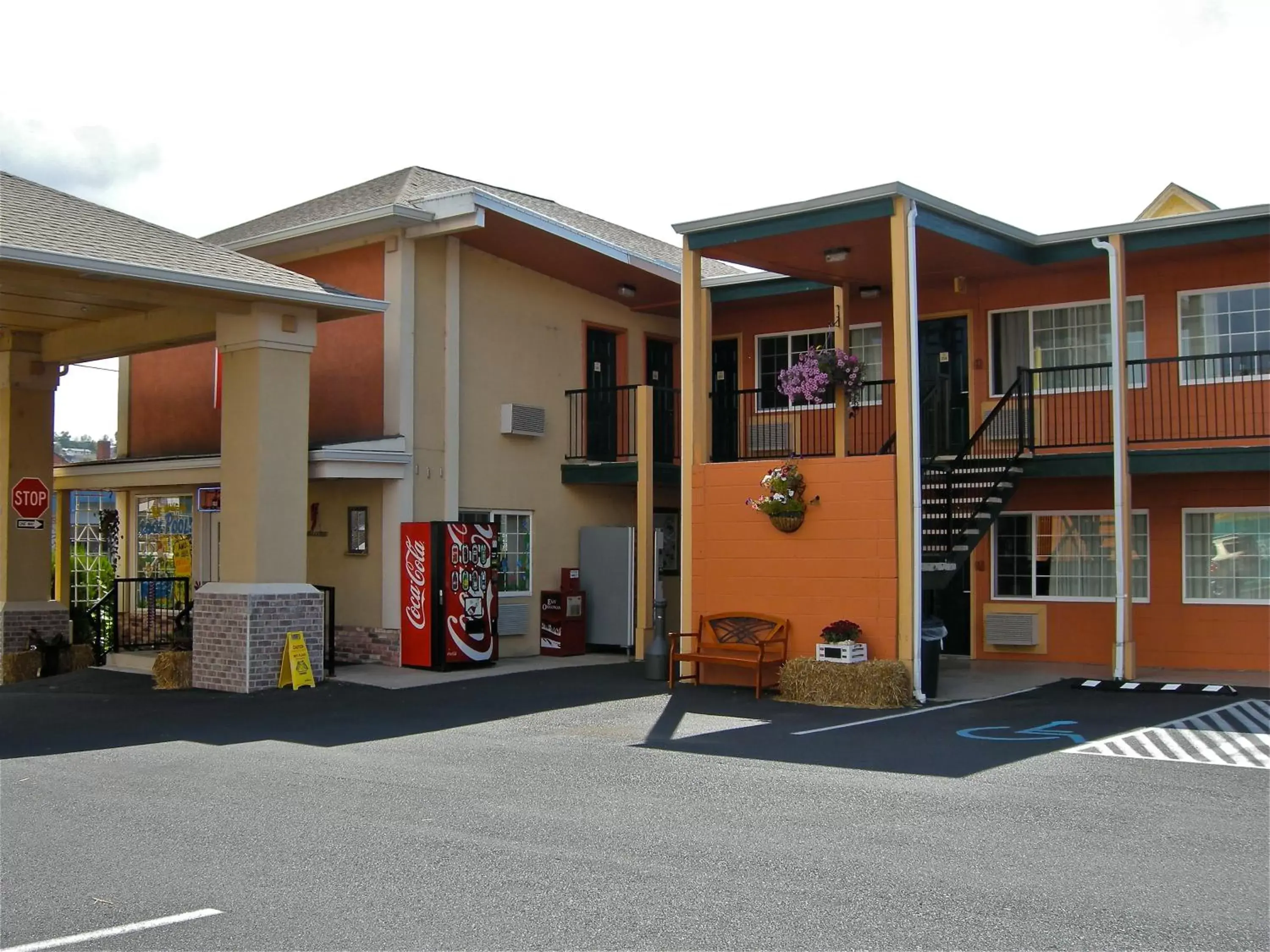 Property building in Americas Best Value Inn - Pendleton Property building in Americas Best Value Inn - Pendleton