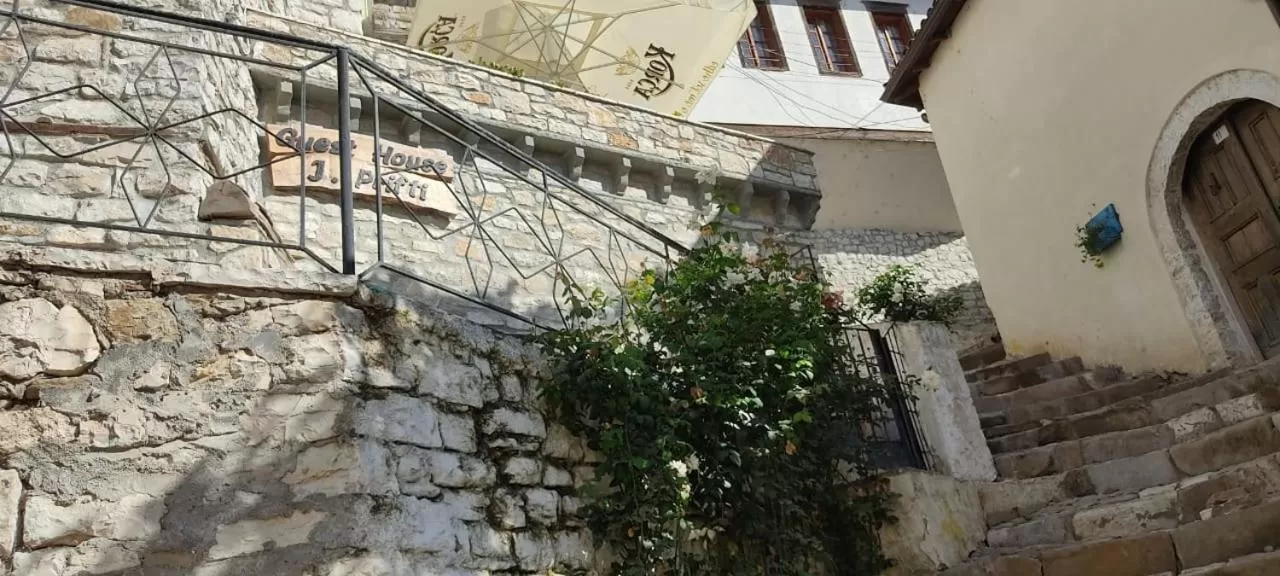 Property Building in Guest House J.Prifti