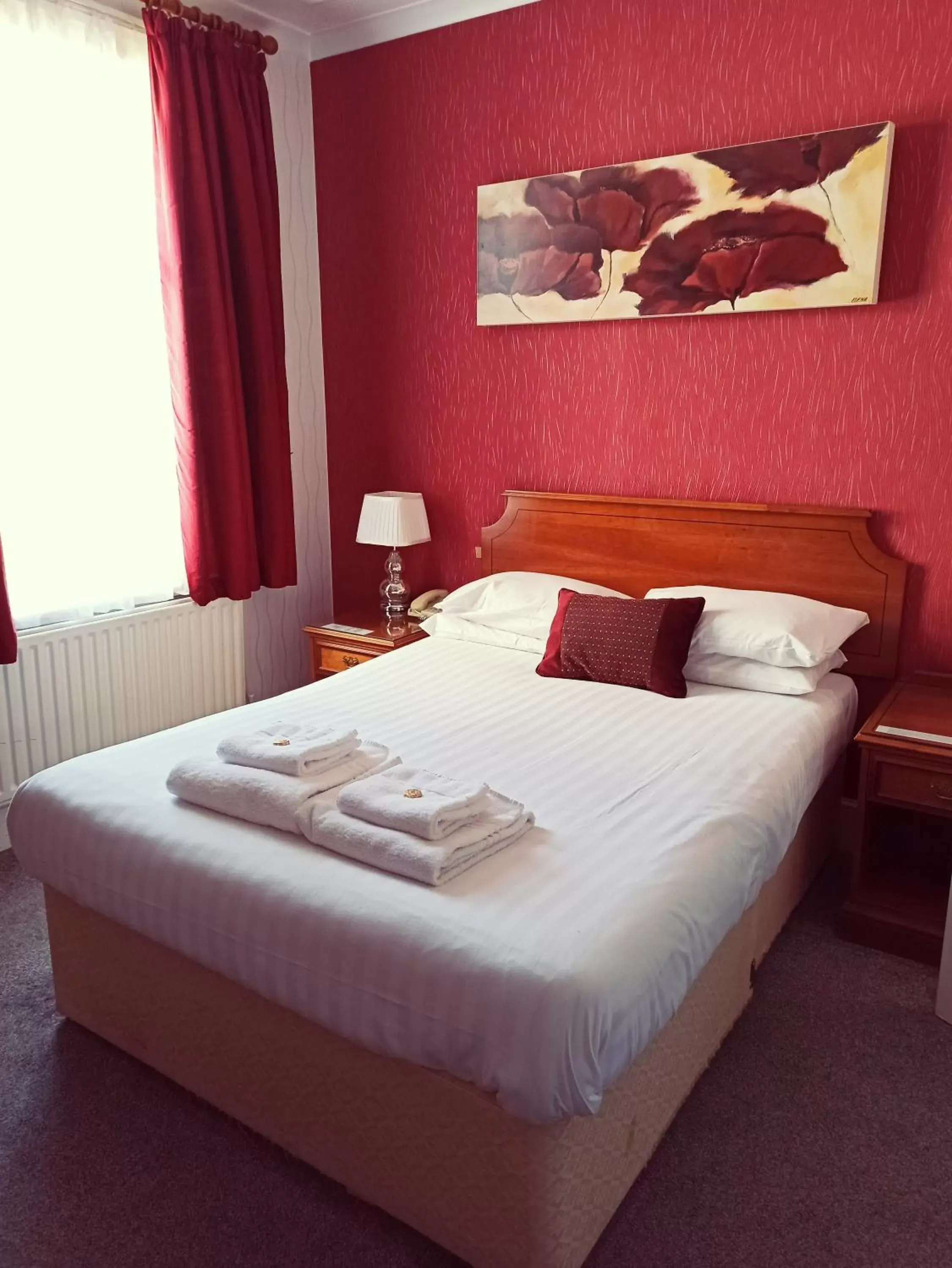 Bed in Crystal Hotel & Savour Bed in Crystal Hotel & Savour