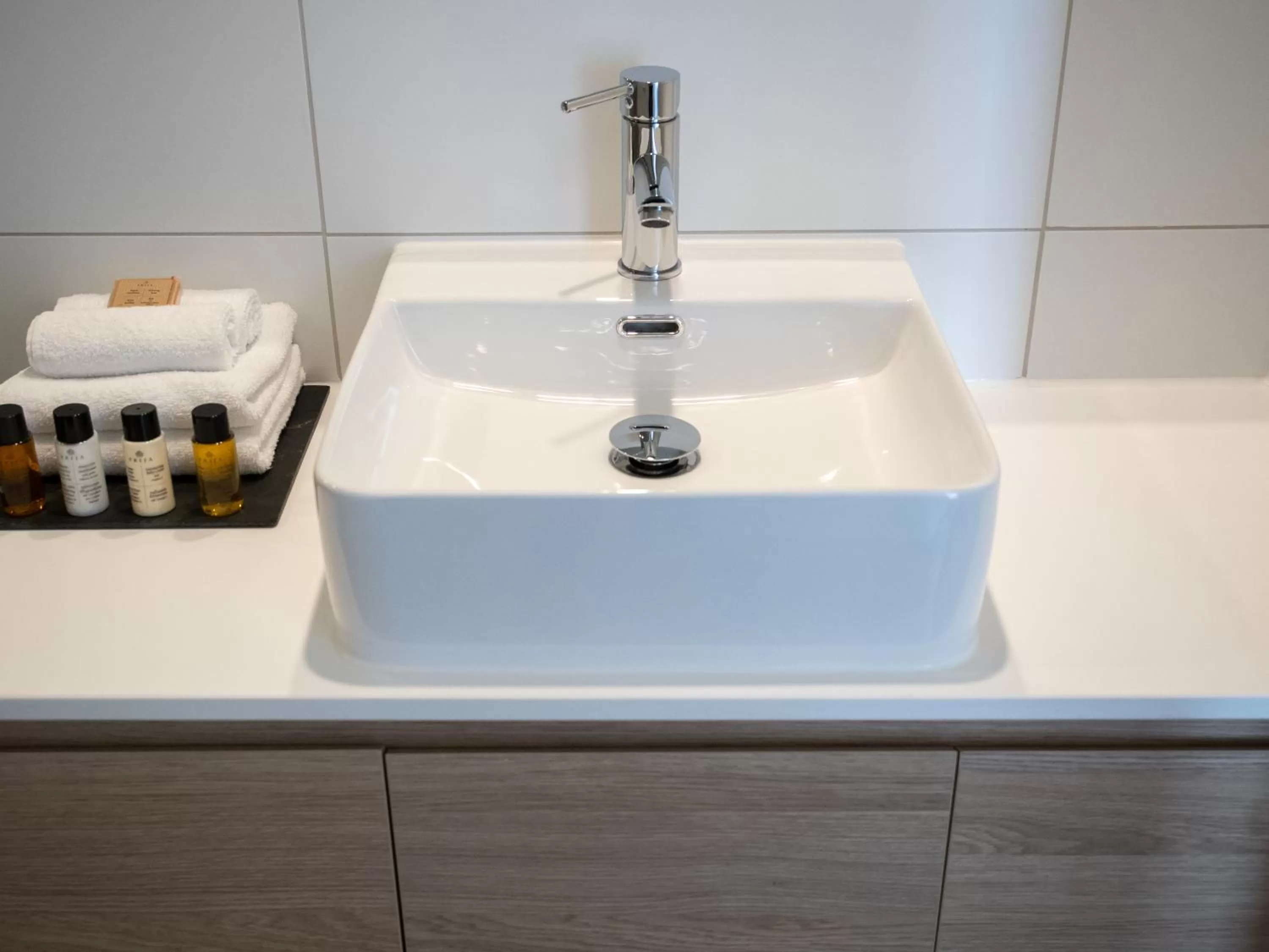 Bathroom in Links Lodge at The Dunes