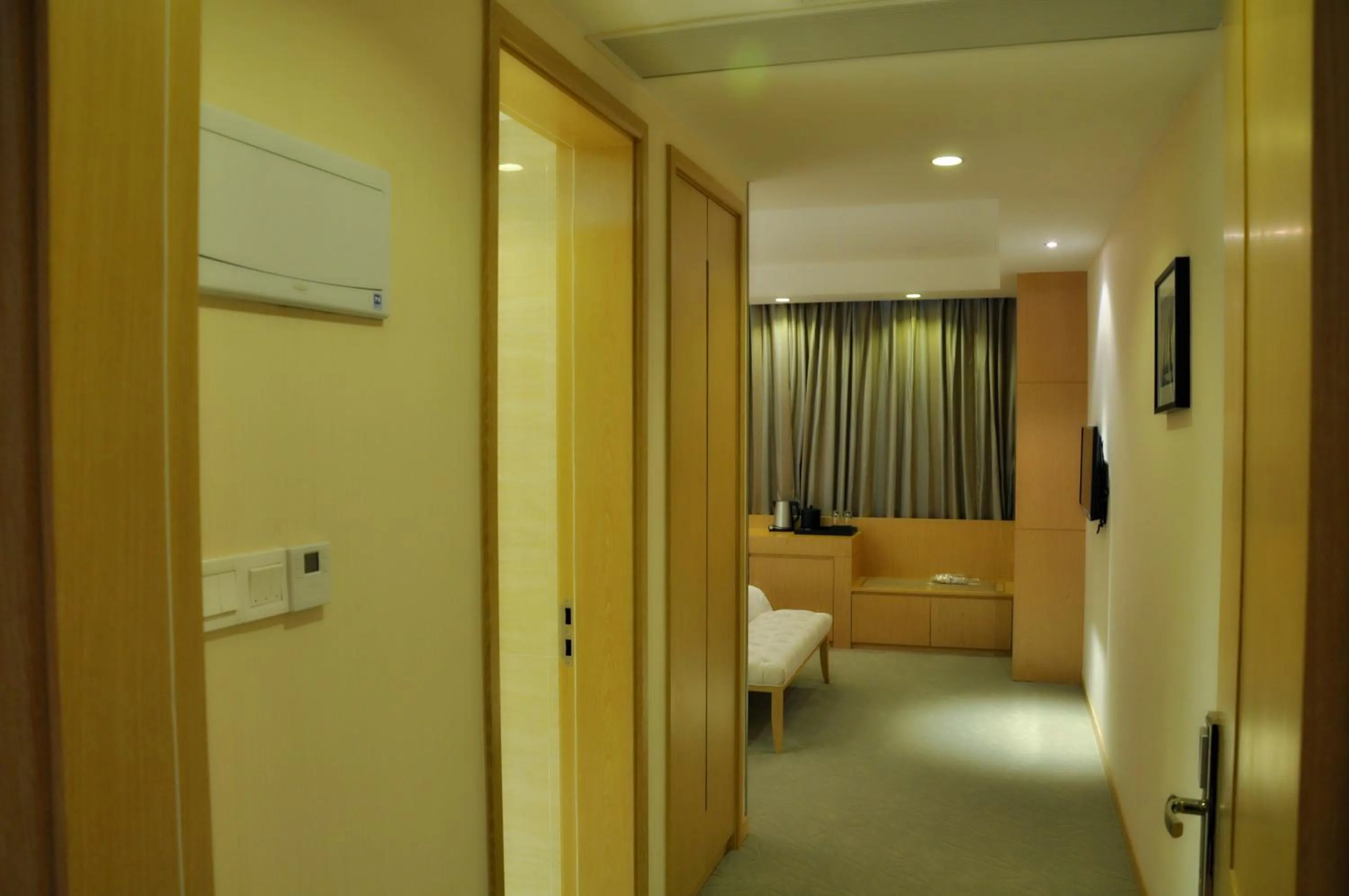 Bedroom, Bed in Suzhou Sun Plaza Hotel