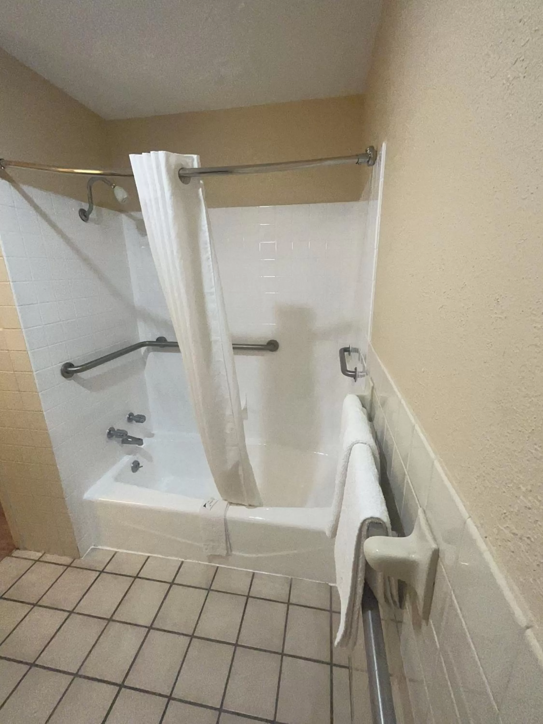 Bathroom in Blue Star inn