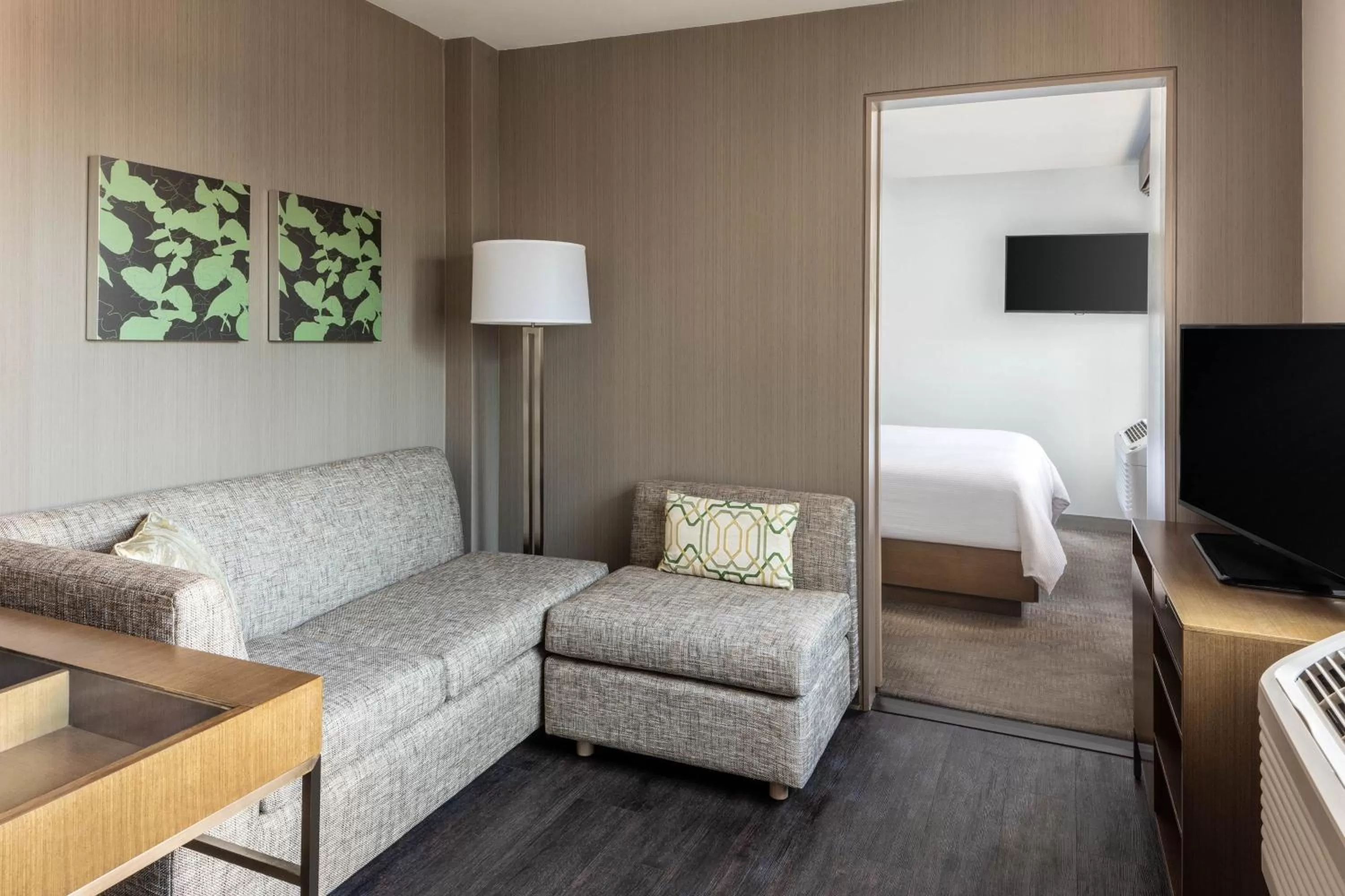 Bedroom, Bed in Element Times Square West