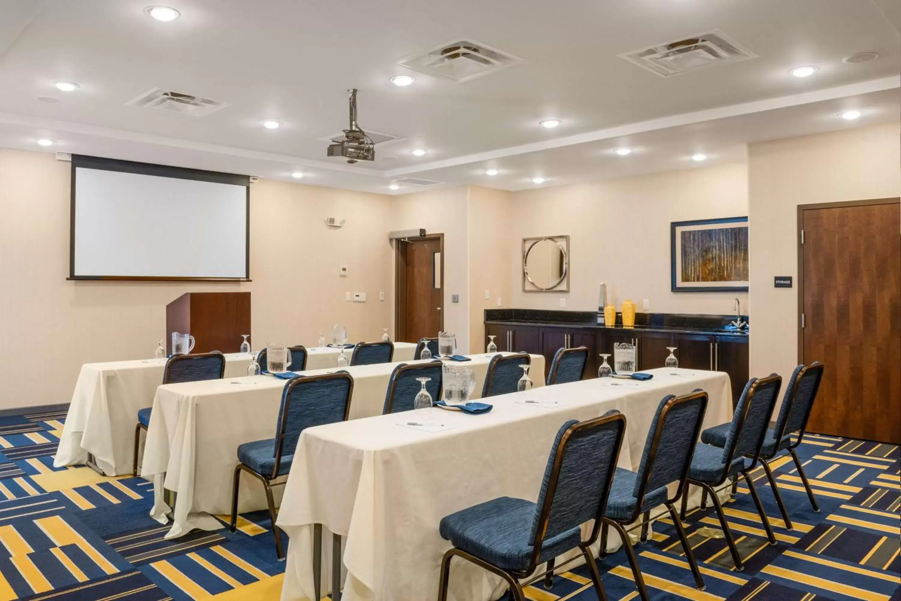 Meeting/conference room in Hampton Inn & Suites - Lavonia, GA