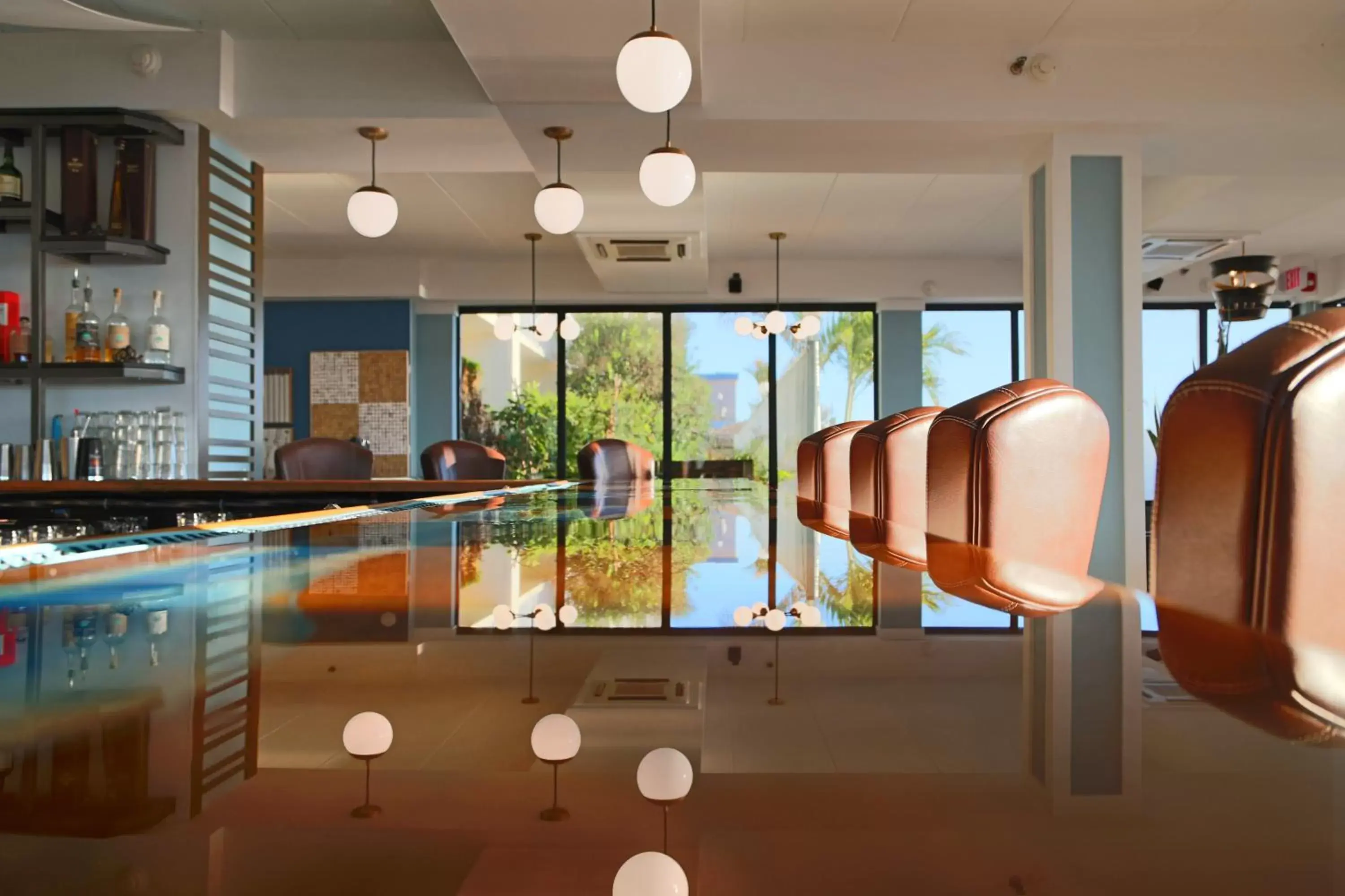 Lounge or bar in Quality Inn Boardwalk Lounge or bar in Quality Inn Boardwalk