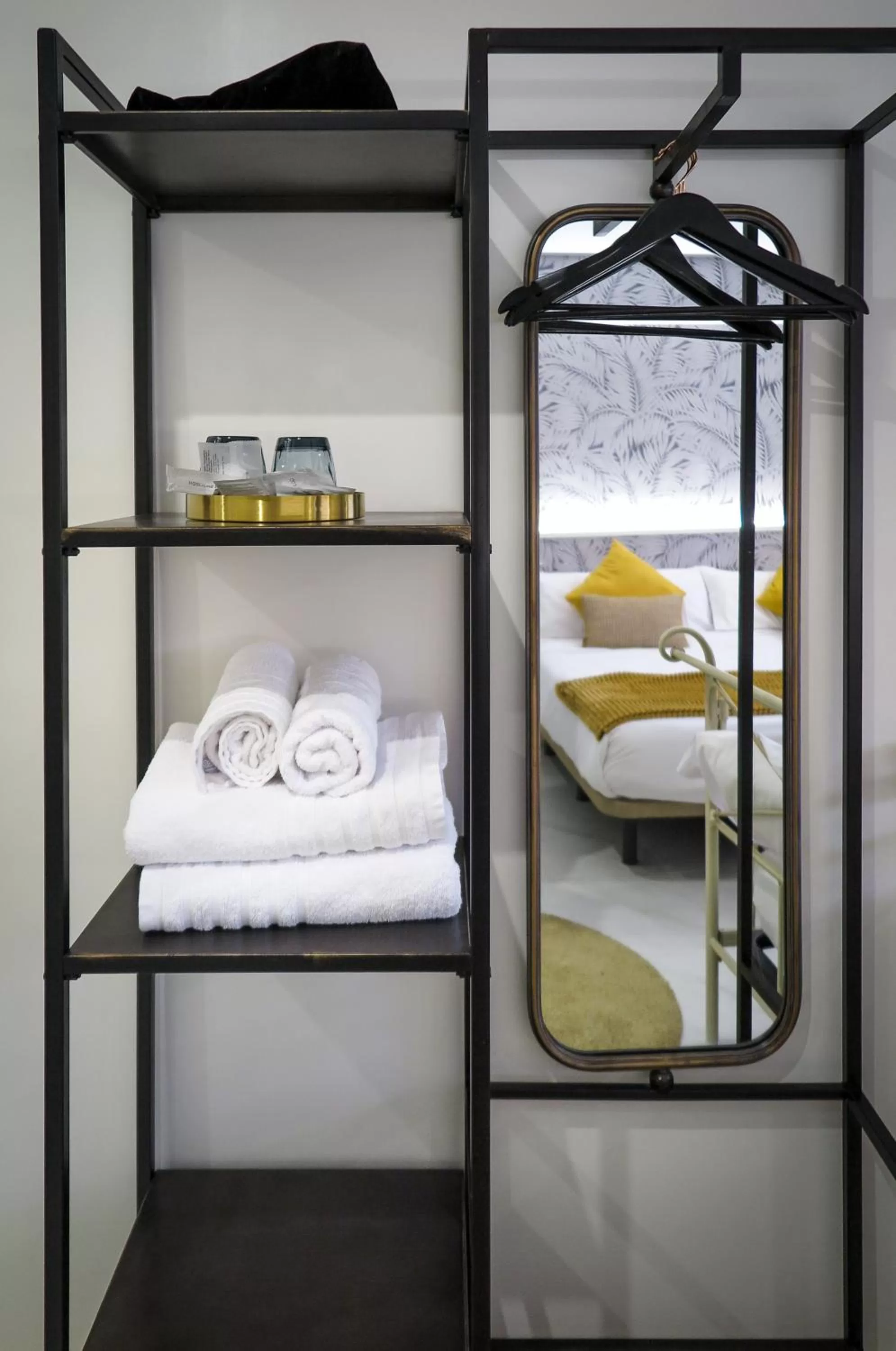 wardrobe in Tomé, casa de huéspedes