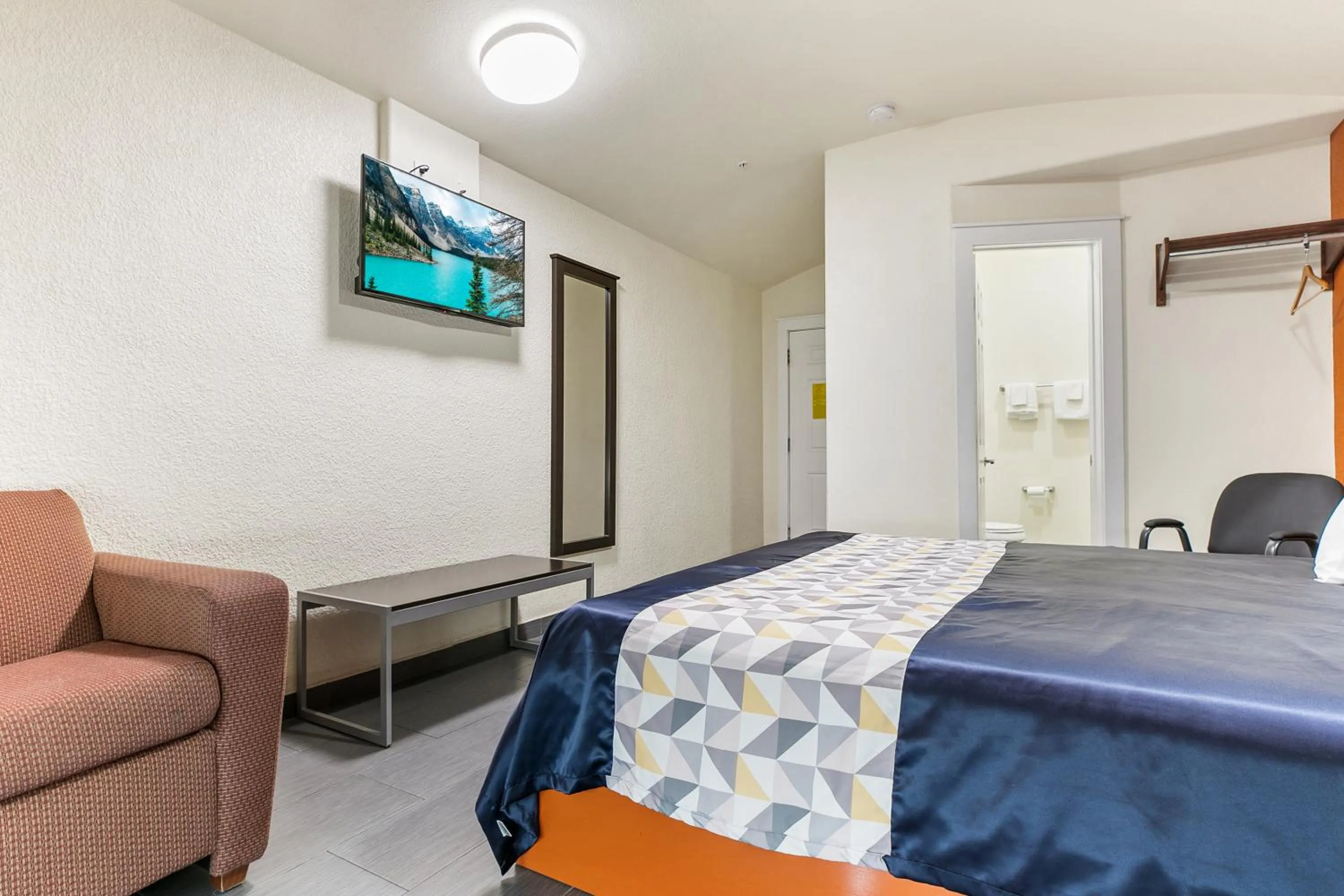 Bed in Lighthouse Inn