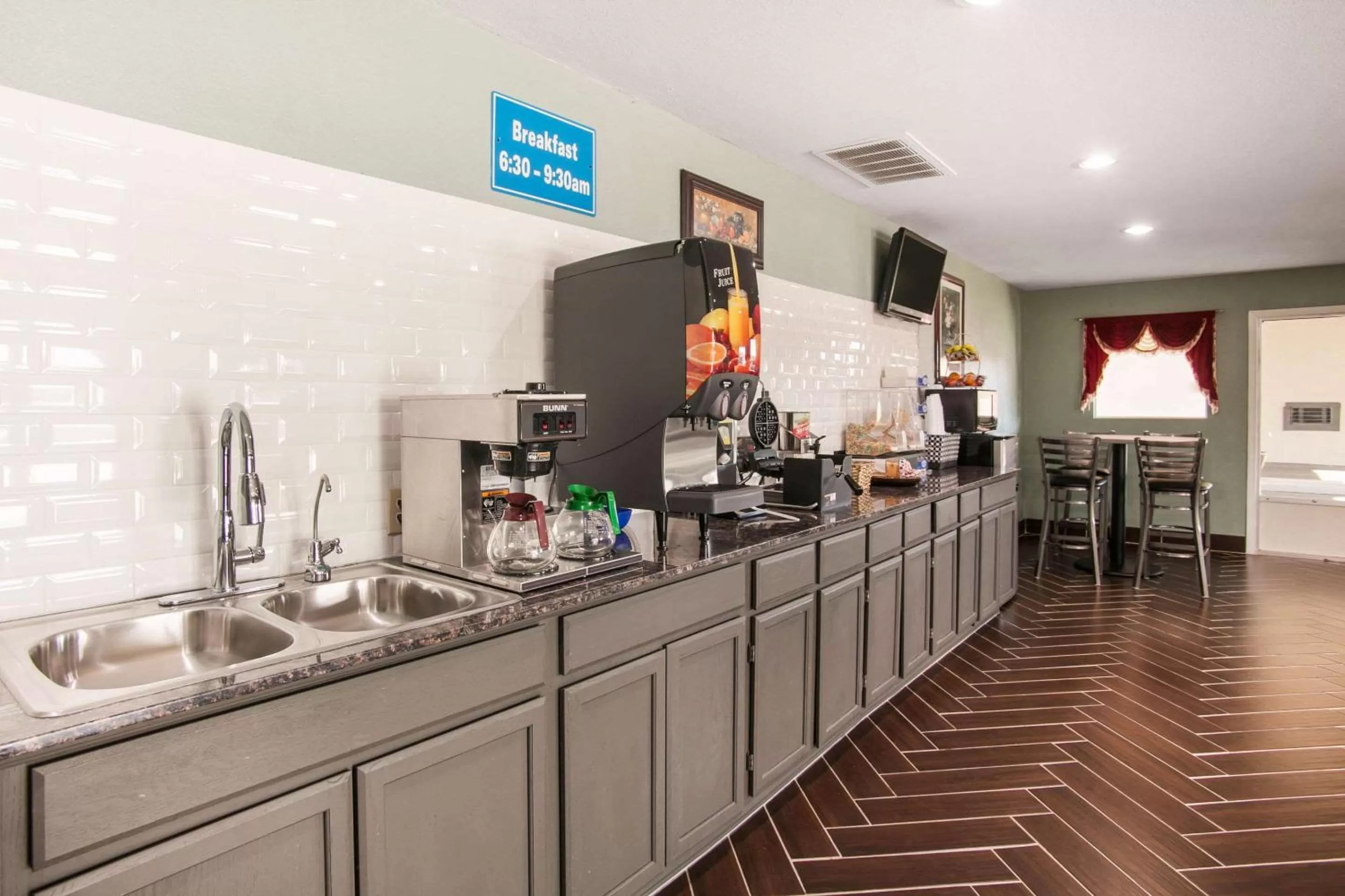 Restaurant/places to eat in Rodeway Inn Pauls Valley