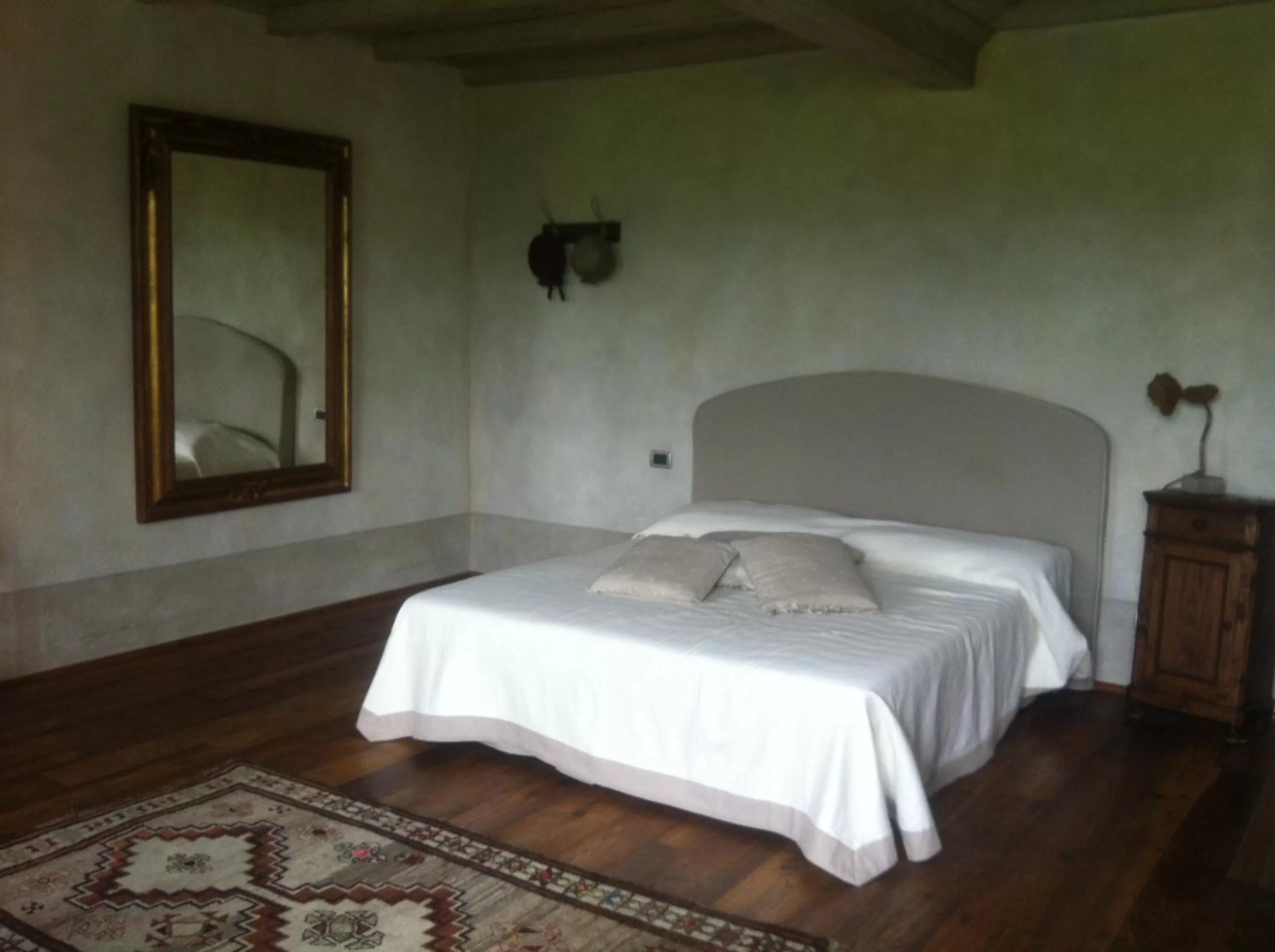 Photo of the whole room, Bed in Le Maddalene B&B