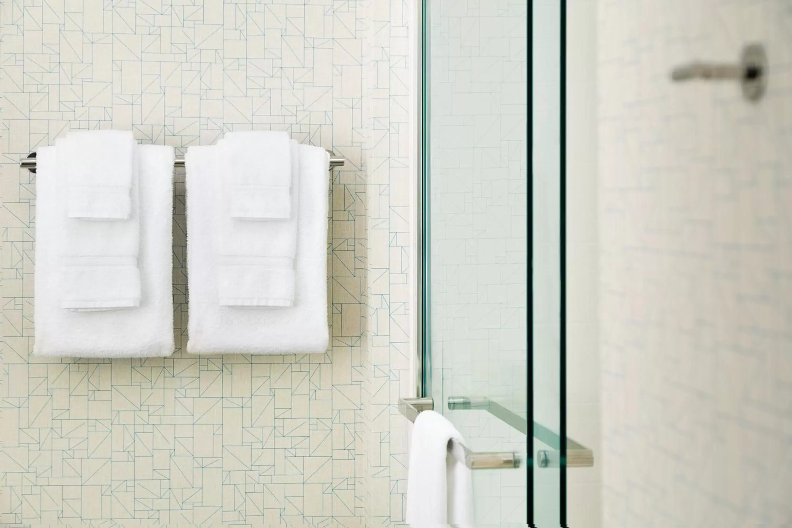 Bathroom in Holiday Inn Express & Suites Heath - Newark, an IHG Hotel