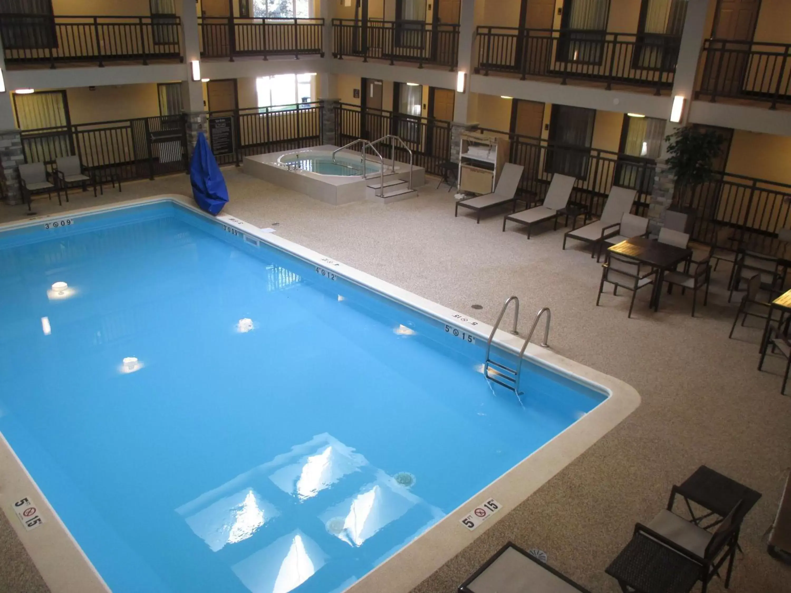 On site, Pool View in Best Western Harvest Inn & Suites