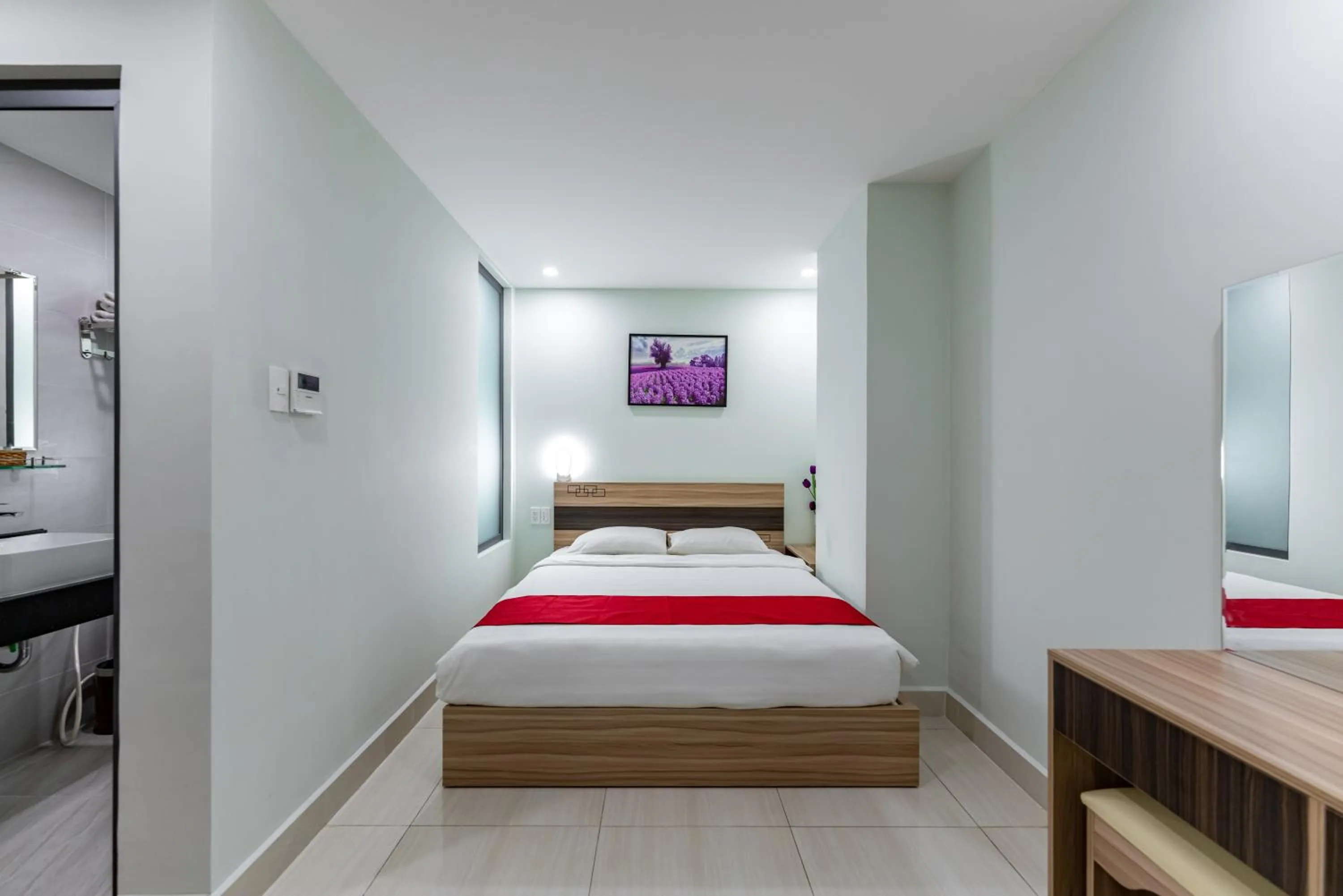 Bedroom, Bed in Cherry Hotel and Apartment