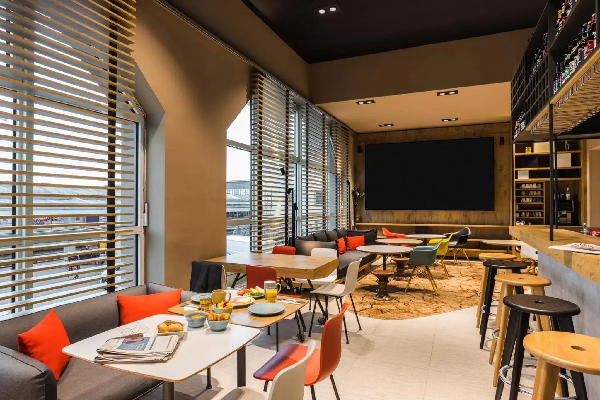 Restaurant/places to eat in ibis Heidelberg Hauptbahnhof Restaurant/places to eat in ibis Heidelberg Hauptbahnhof