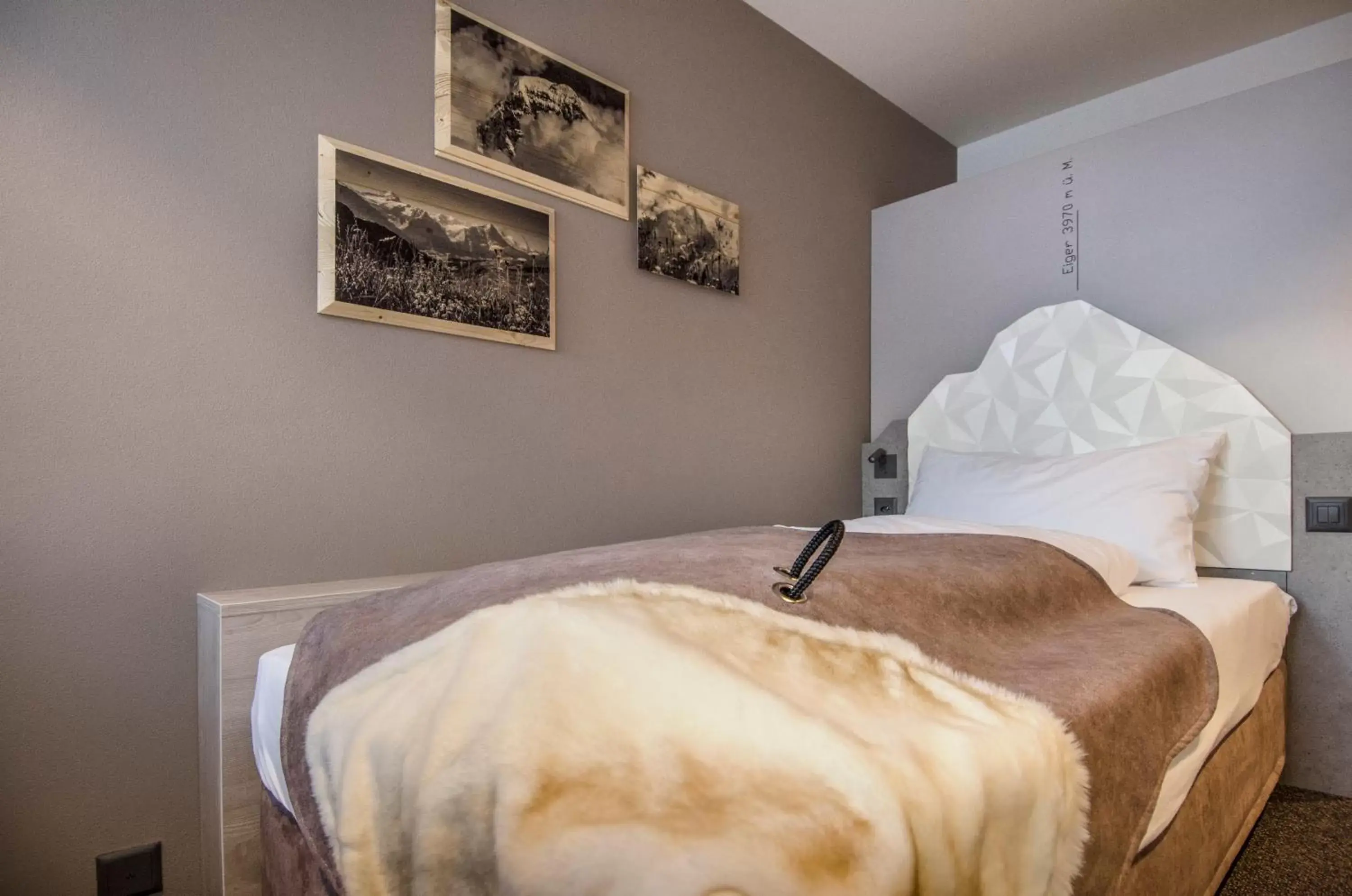 Bed in Sunstar Hotel & SPA Grindelwald