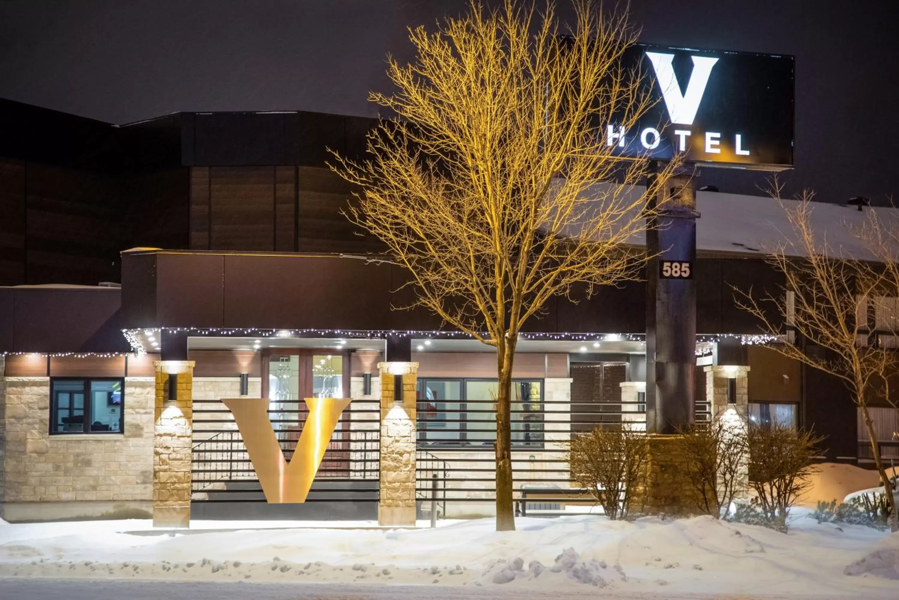 Facade/entrance, Property Building in Hotel V