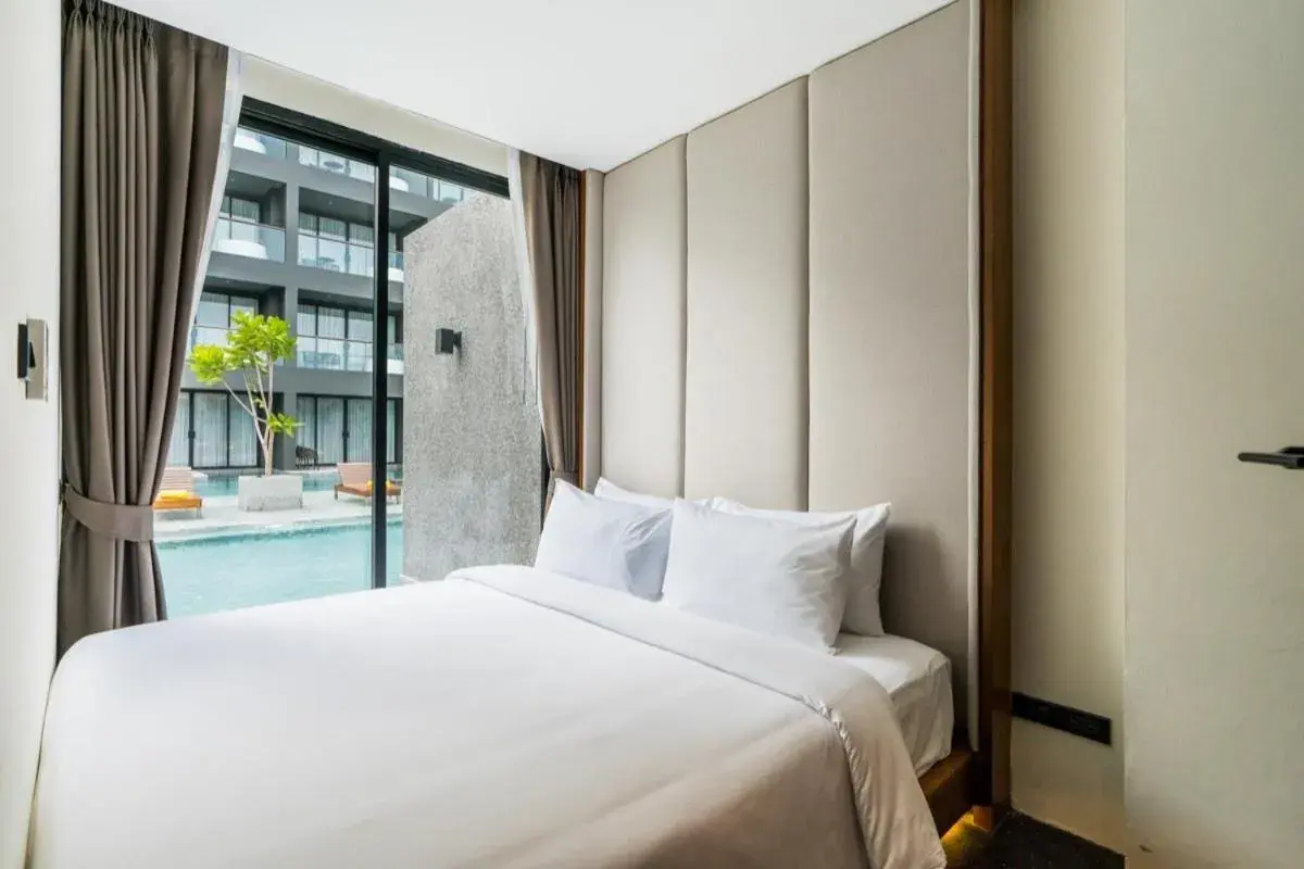 Bed in Ana Anan Resort & Villas Pattaya