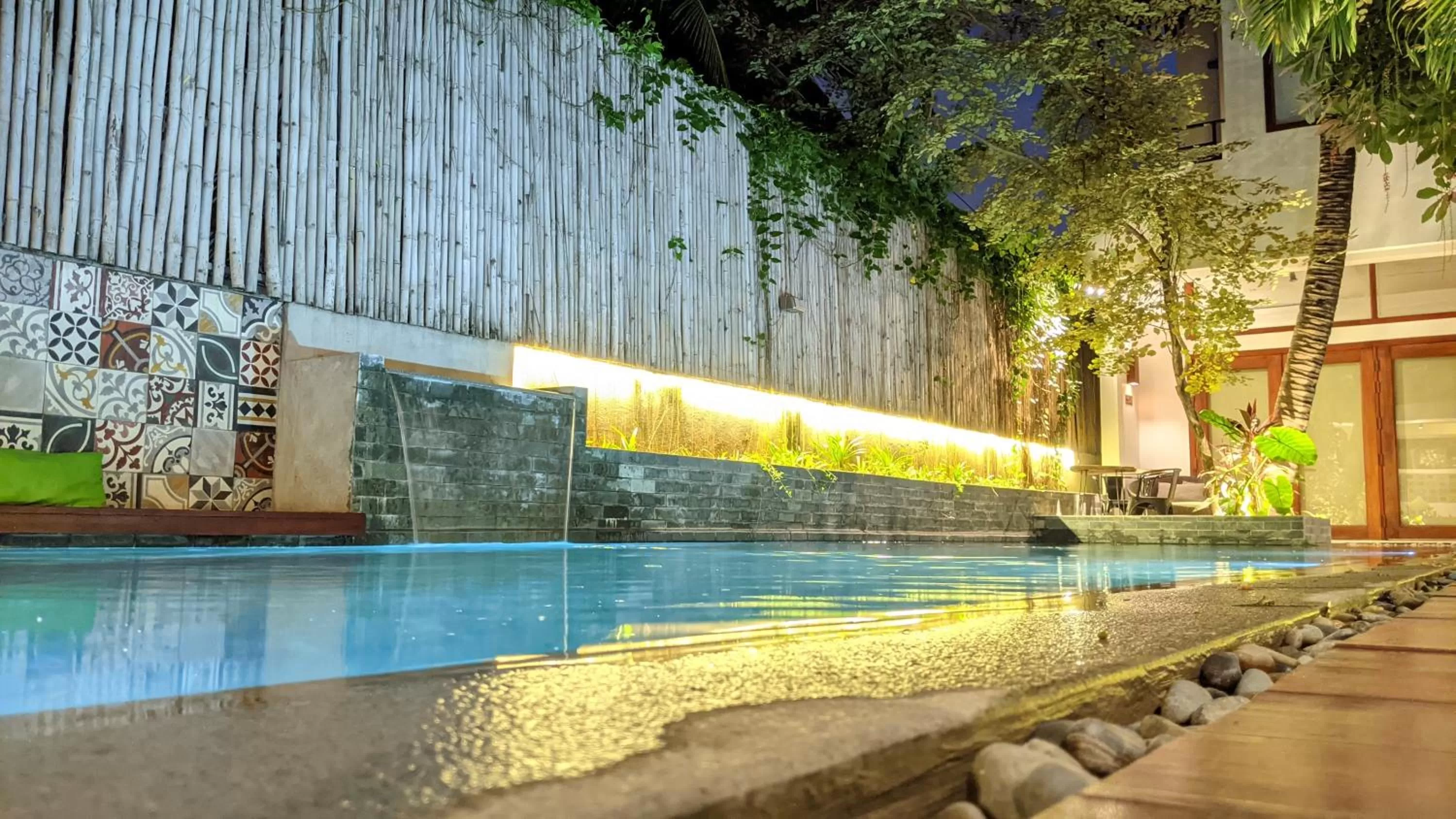 Swimming pool in Sarina Hotel & Villa