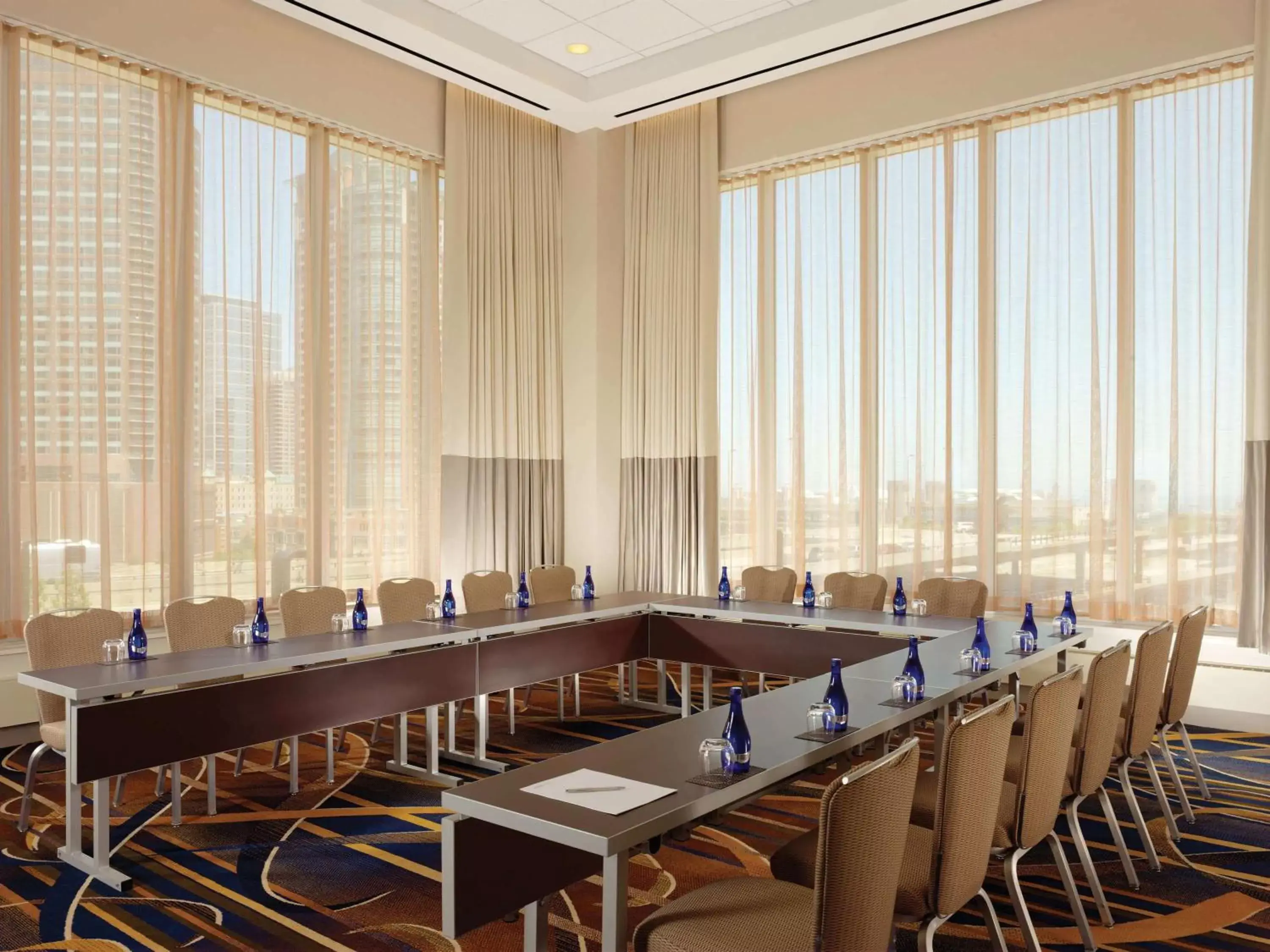 Meeting/conference room in Swissotel Chicago