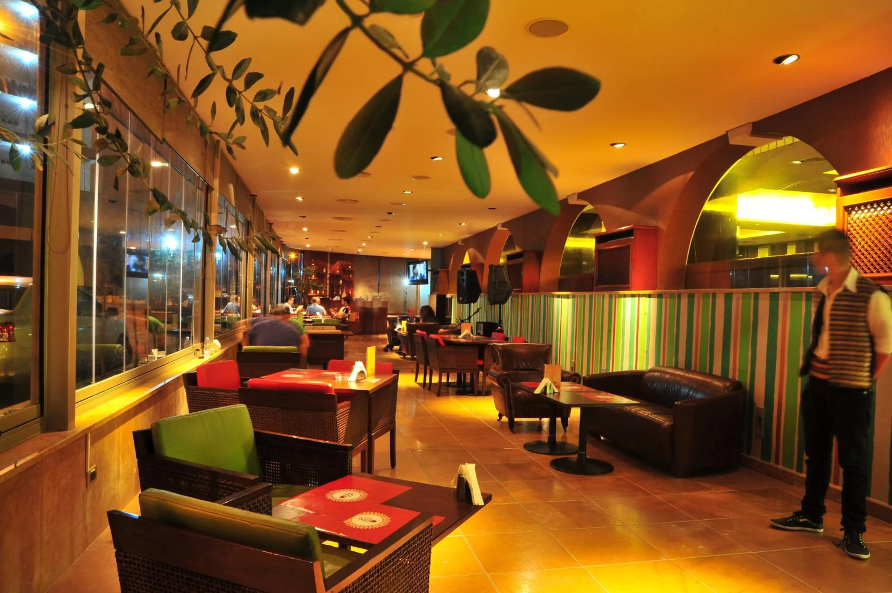 Restaurant/places to eat in Lancaster Raouche Hotel