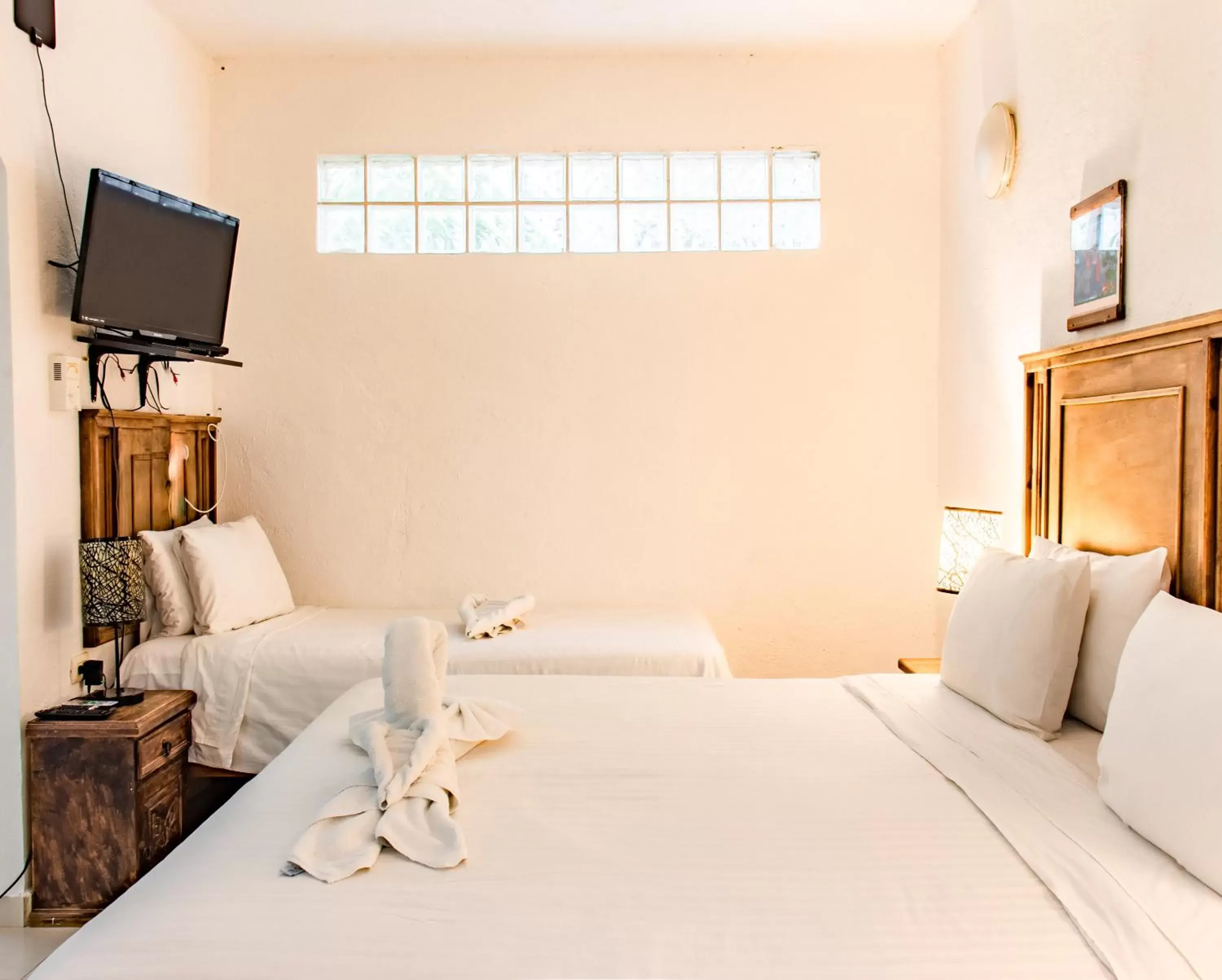 Superior Quadruple Room in Bed & Breakfast Casaejido