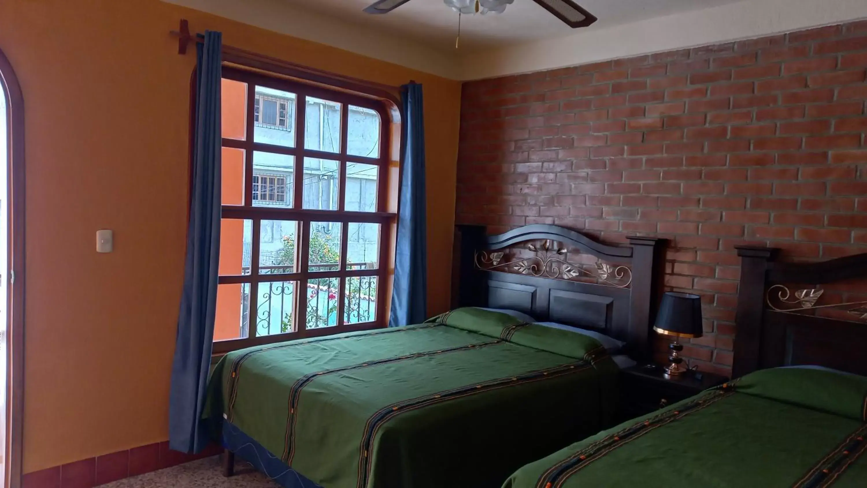 Twin Room with Shared Bathroom in Hospedaje El Viajero Twin Room with Shared Bathroom in Hospedaje El Viajero