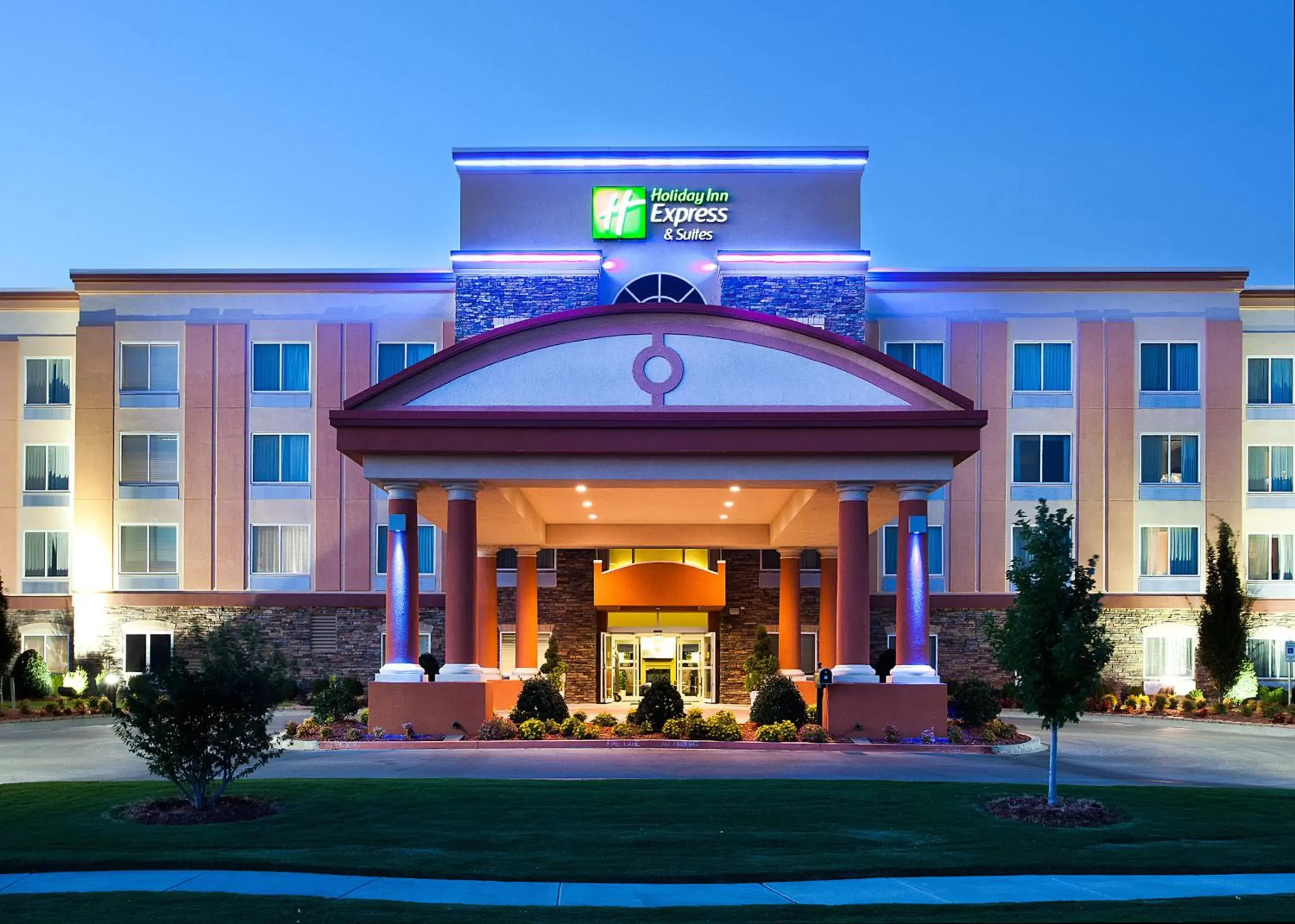 Property Building in Holiday Inn Express Tulsa South Bixby, an IHG Hotel