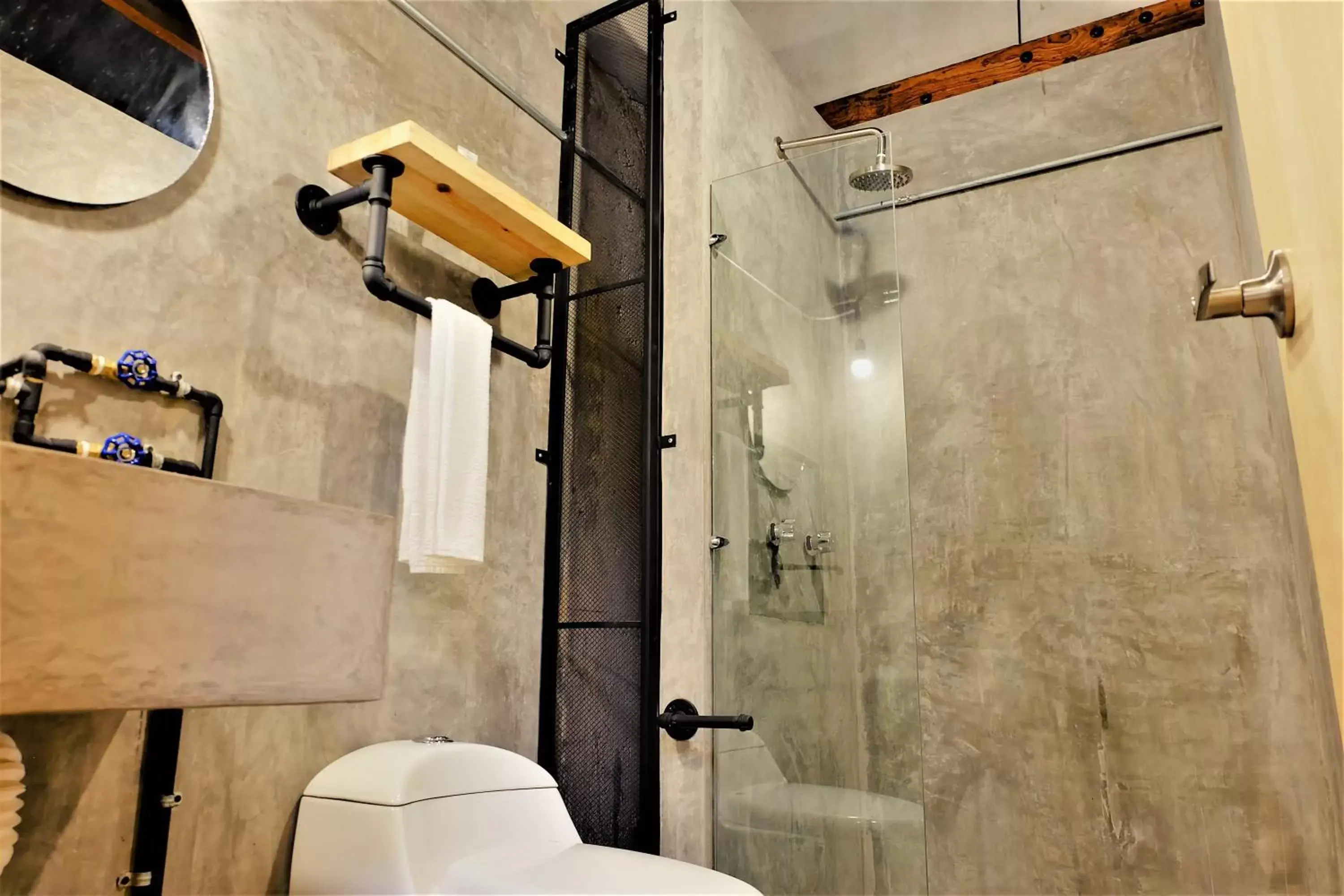 Shower, Bathroom in Ixmukané Suites & Spa