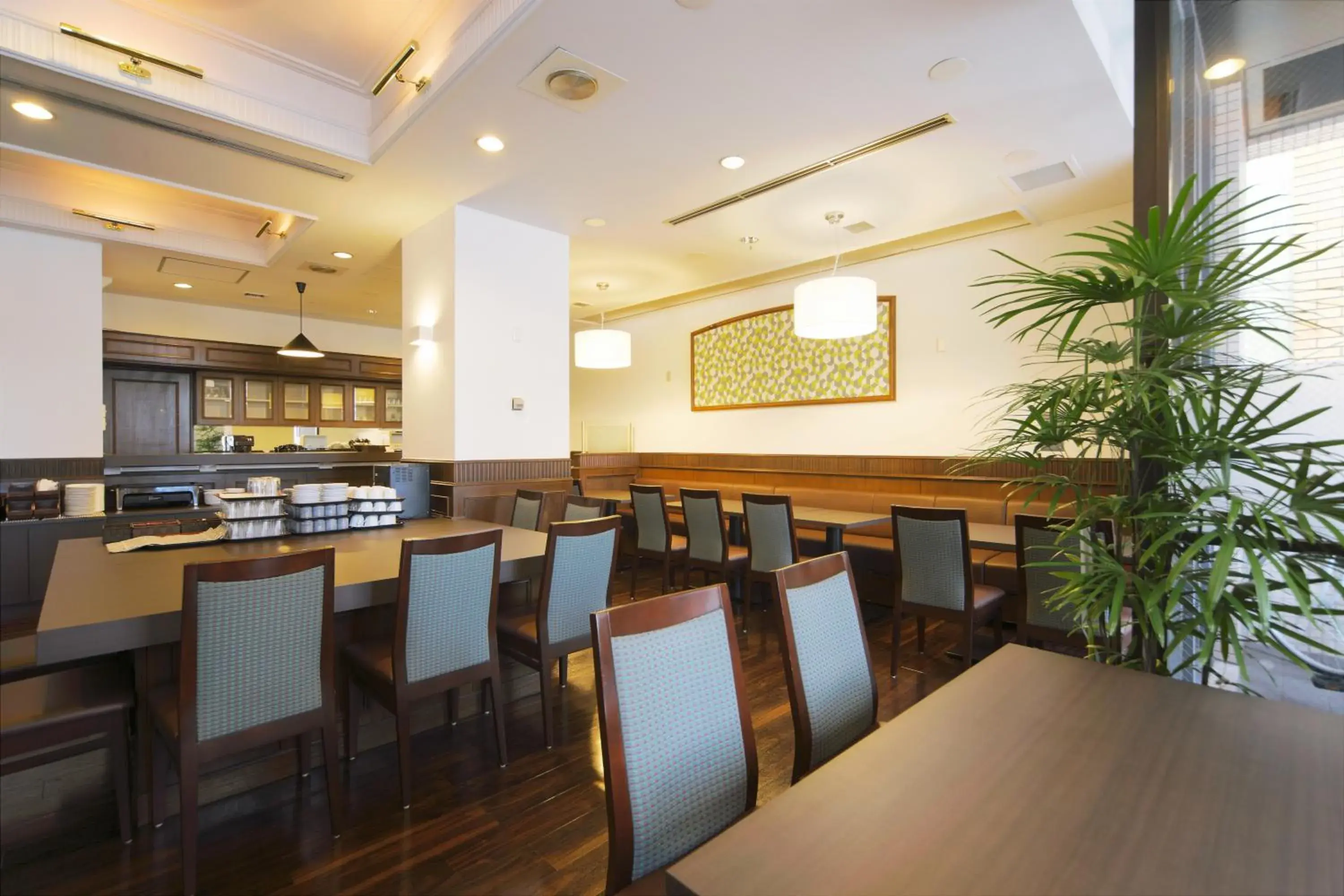 Restaurant/Places to Eat in Hotel Wing International Shonan Fujisawa