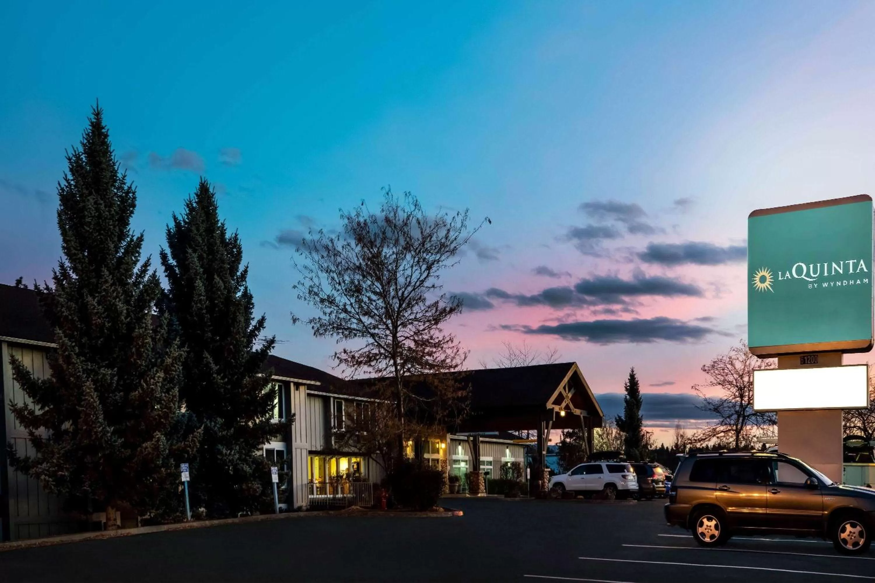 Property building in La Quinta Inn by Wyndham Bend