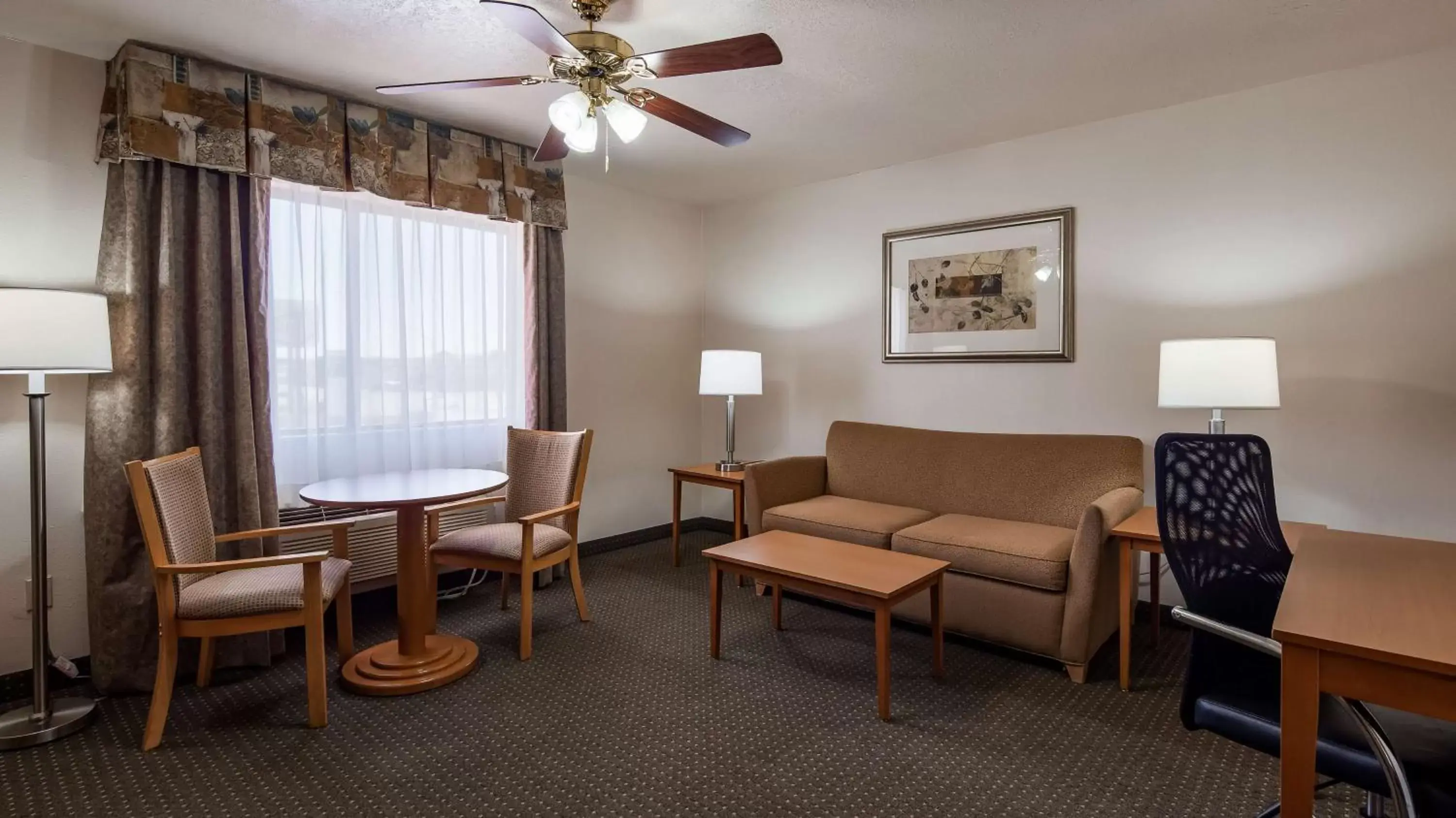 Bedroom, Seating Area in Best Western Socorro Hotel & Suites