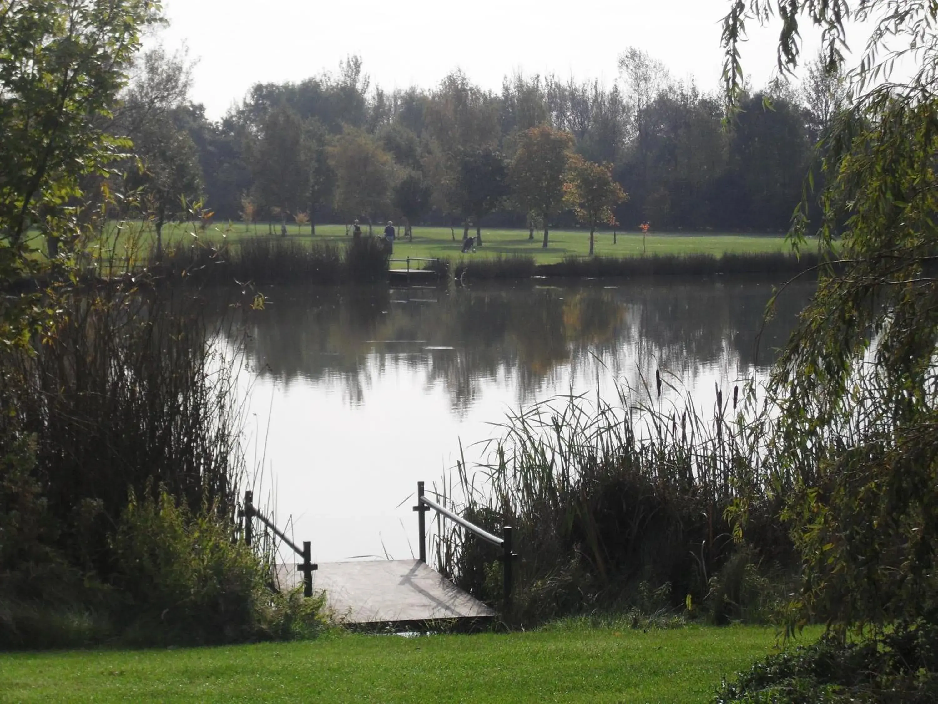 Area and facilities in Calderfields Golf & Country Club