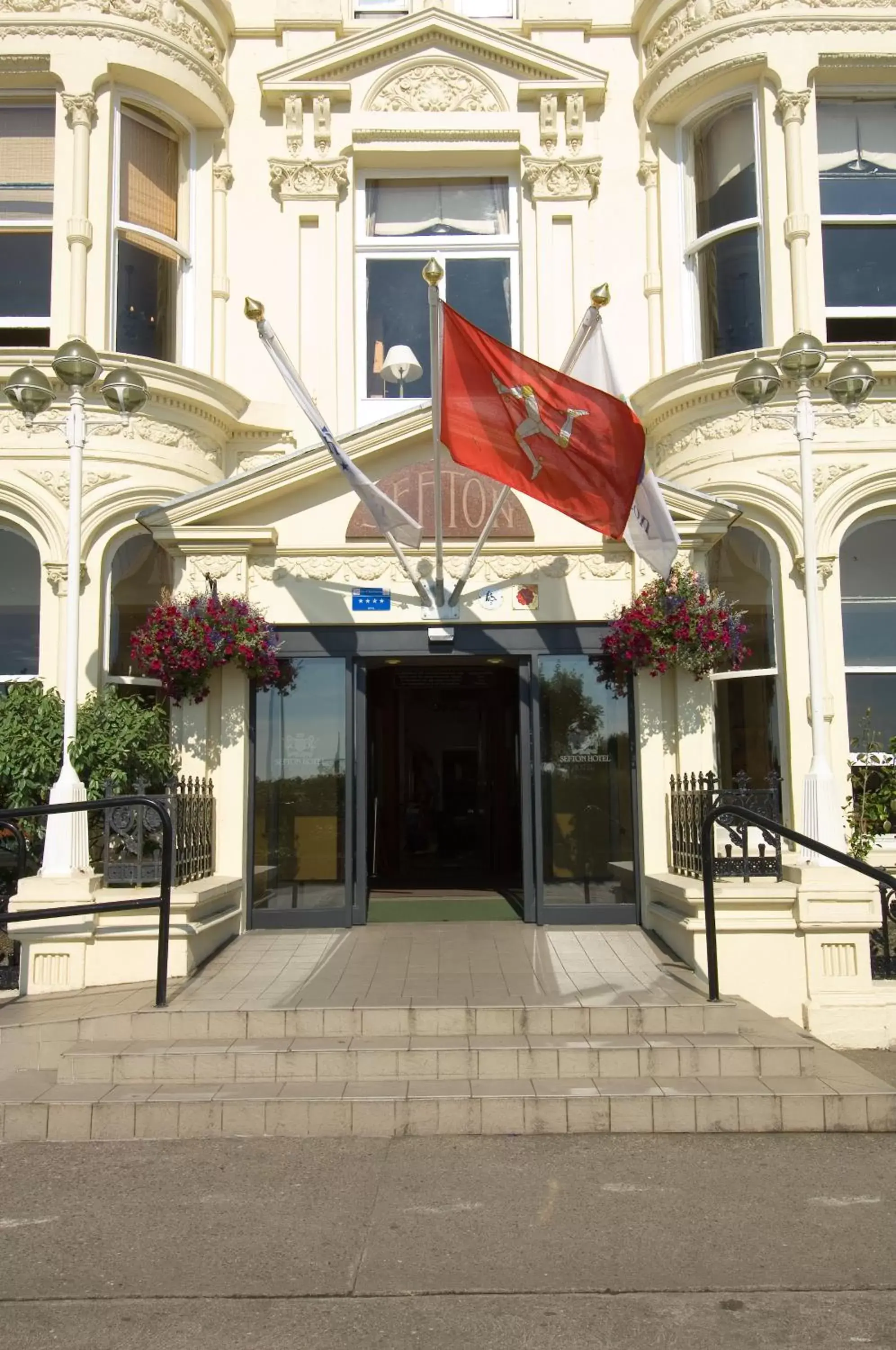 Facade/entrance, Property Building in The Sefton