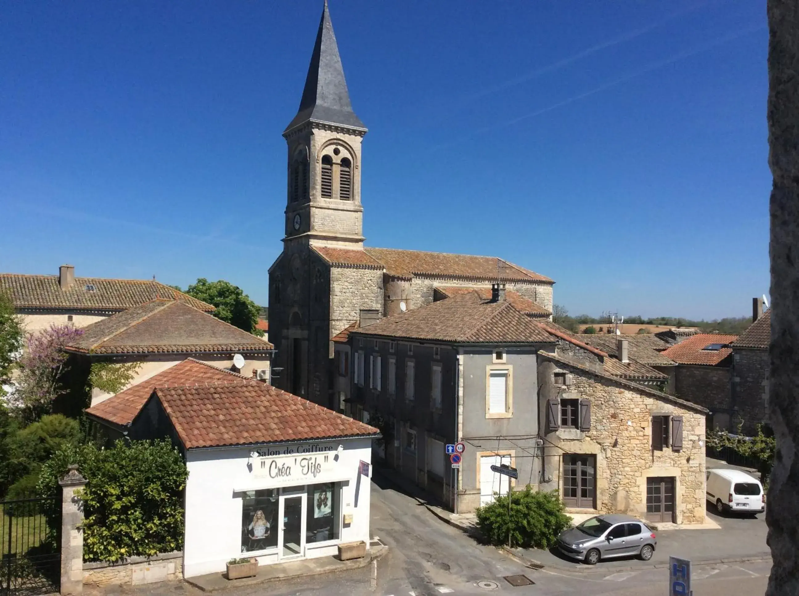 Spring in Logis Auberge de la Tour