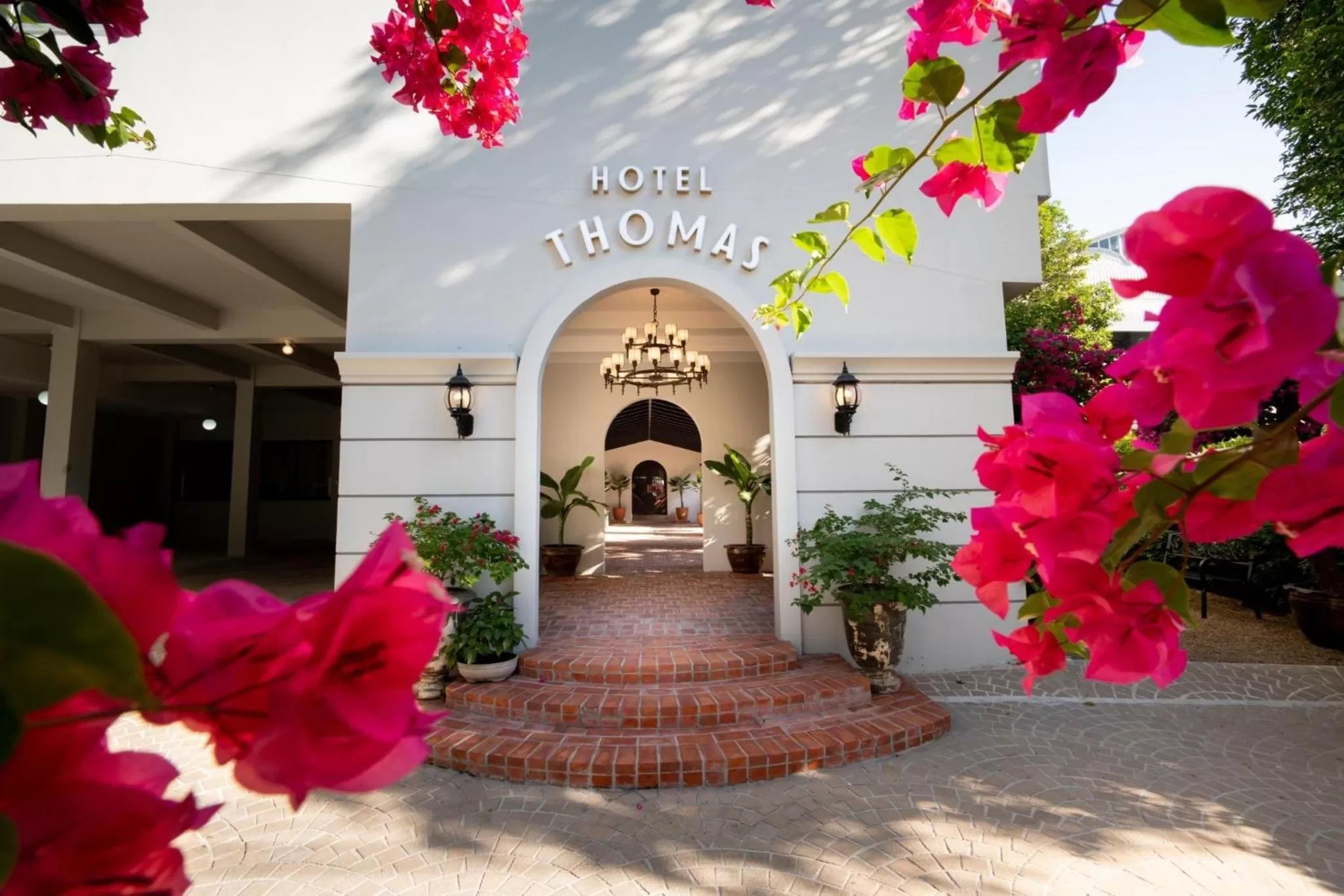 Property building in Hotel Thomas Bangkok