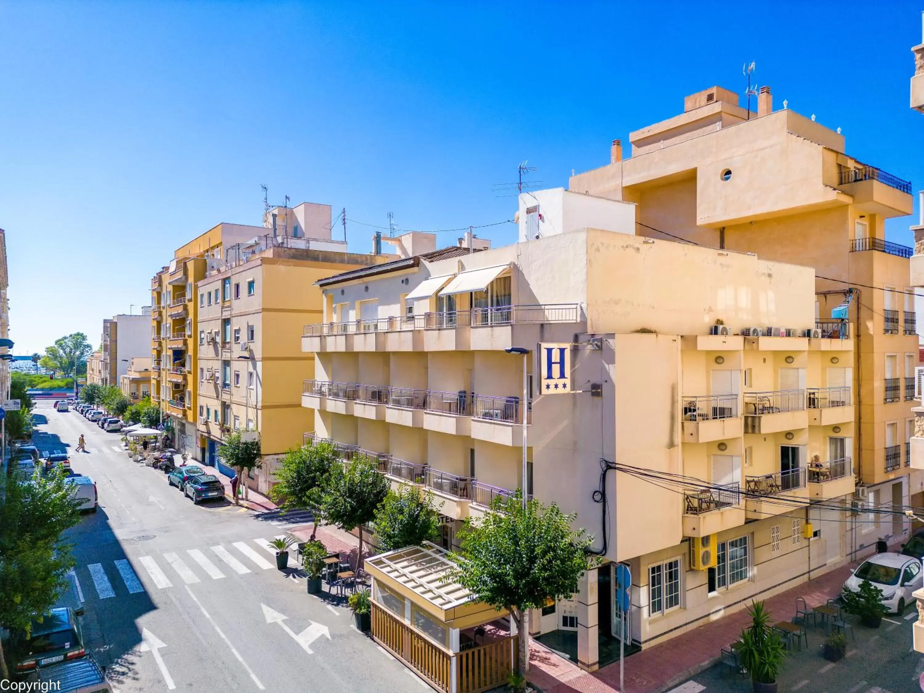 Property building in Hotel Madrid