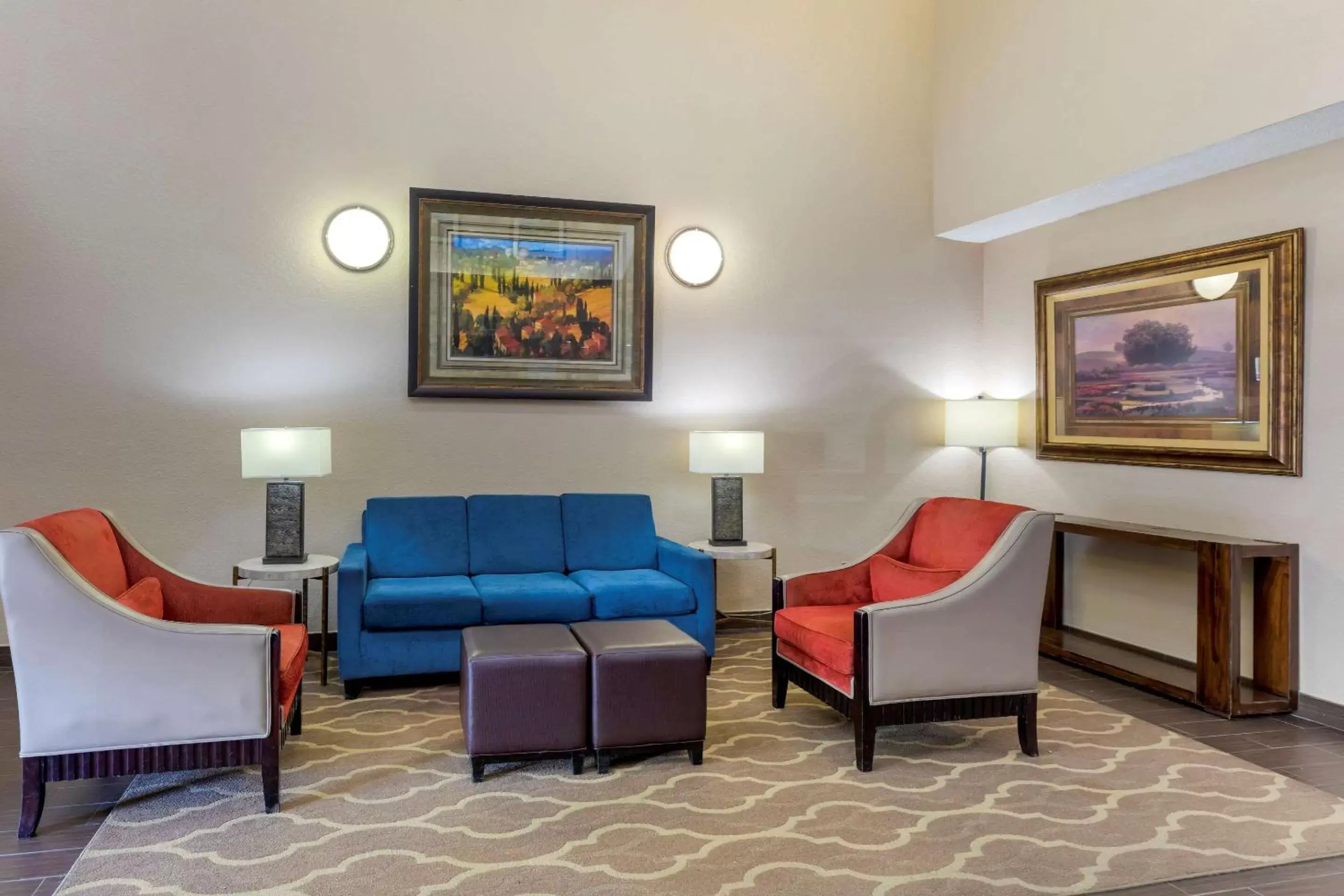 Lobby or reception, Seating Area in Comfort Suites Lakewood - Denver