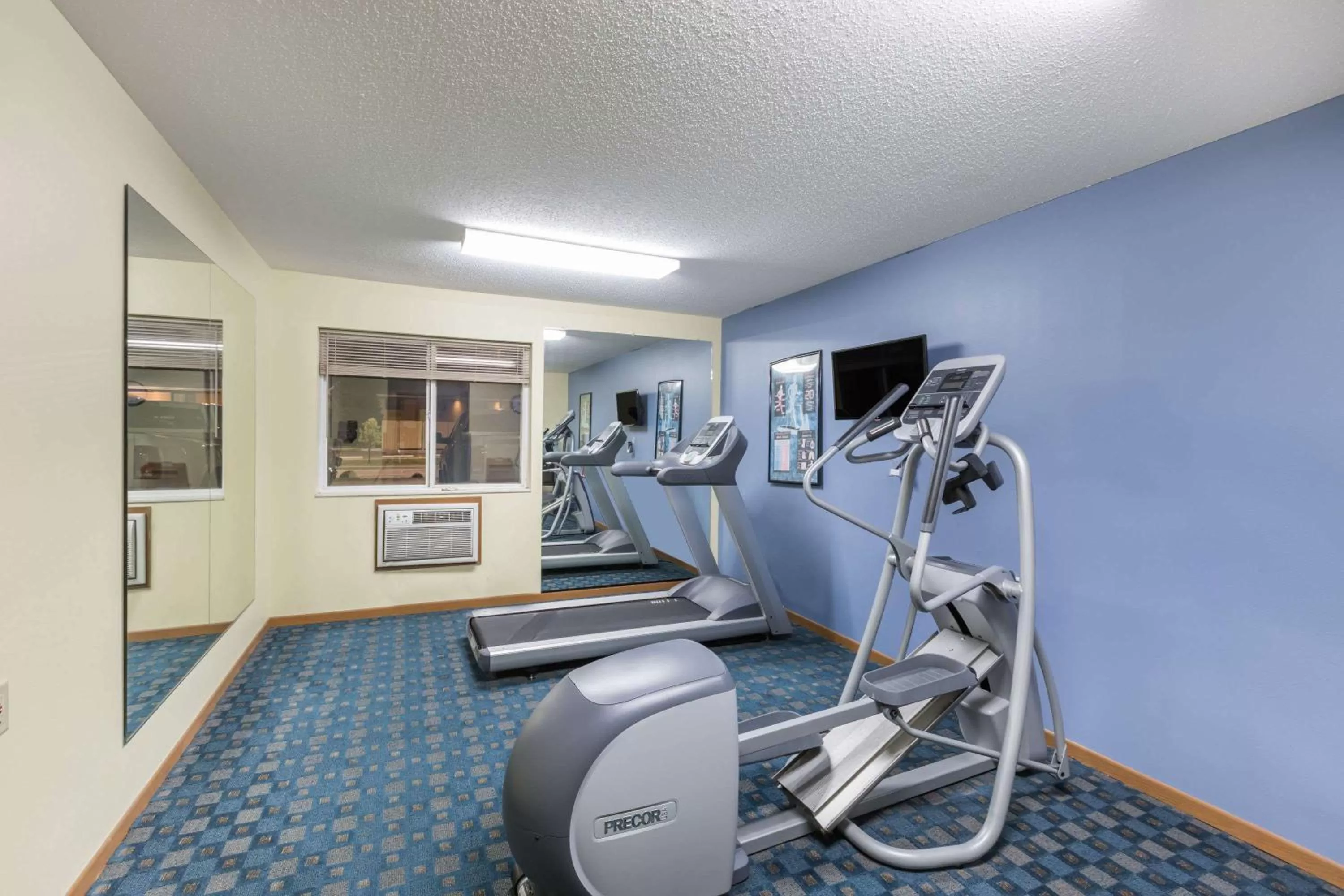 Fitness centre/facilities in Days Inn by Wyndham Sioux City