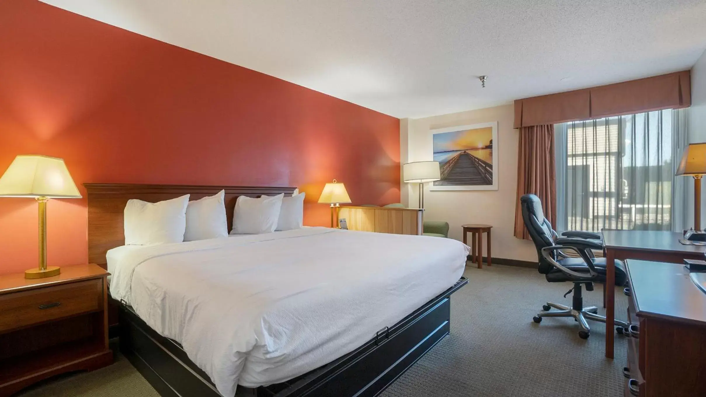 Bed in Days Inn & Suites by Wyndham Mt Pleasant