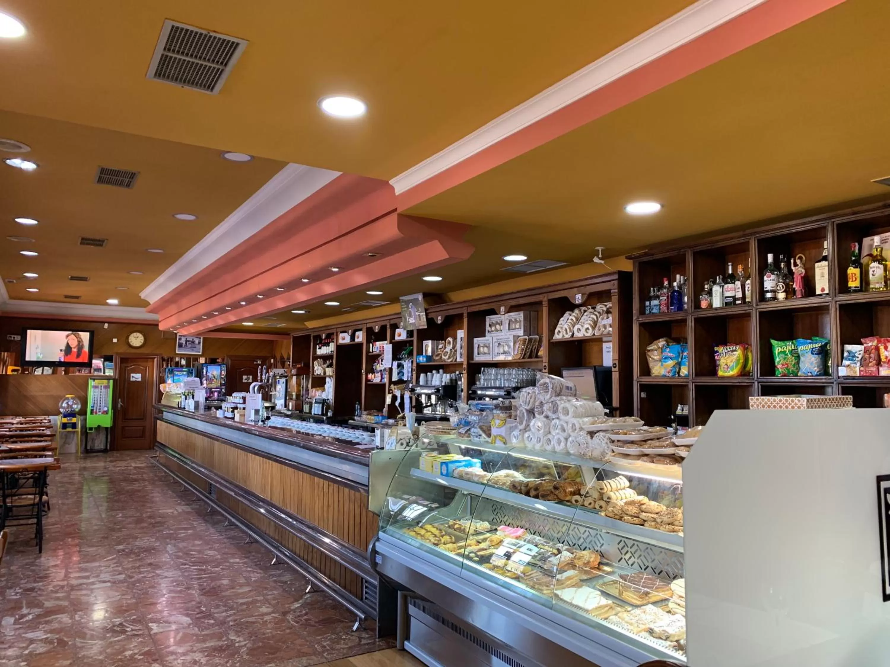 Restaurant/places to eat in La Sierra