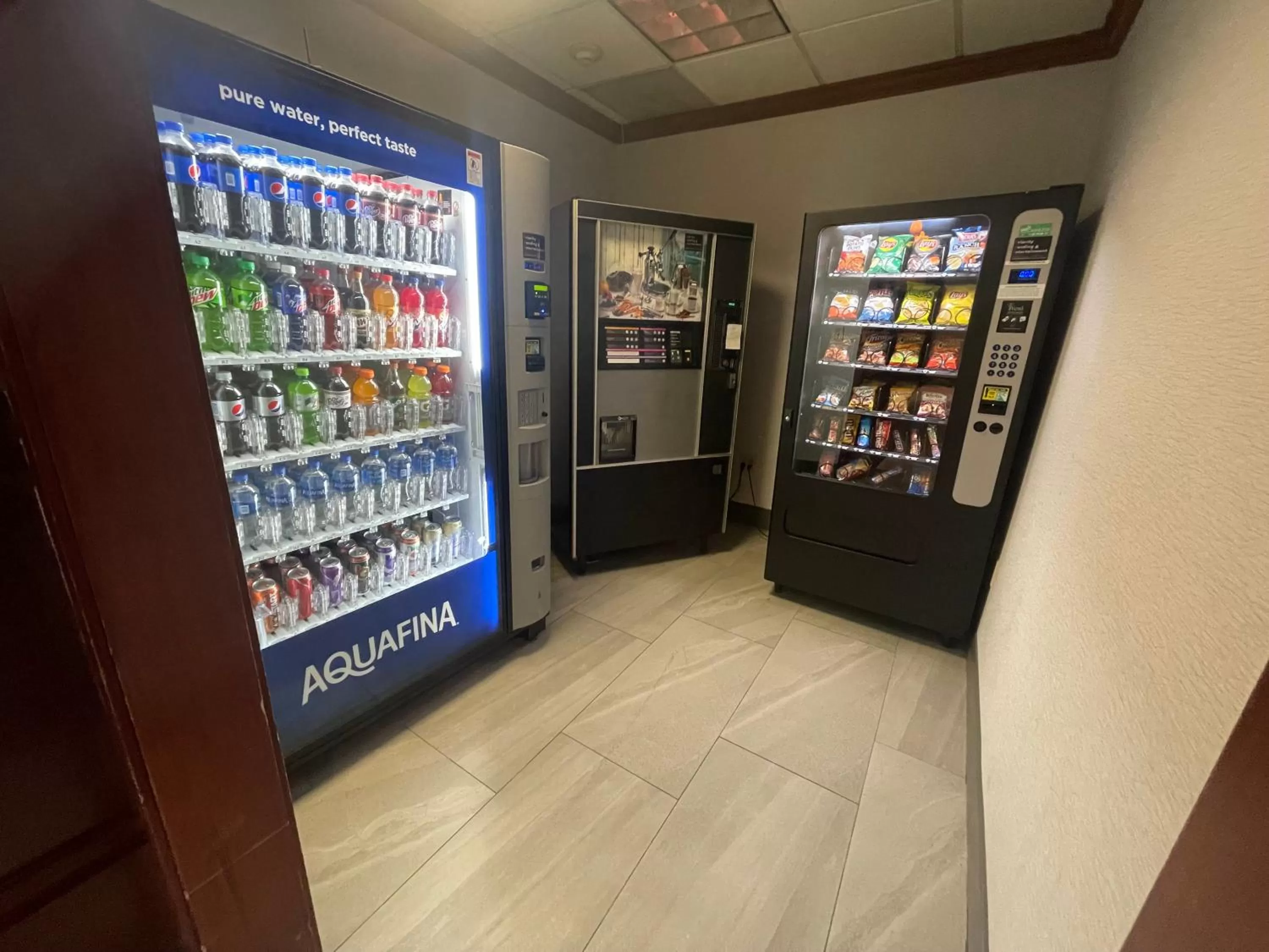 Drinks in Ramada by Wyndham Cleveland Independence