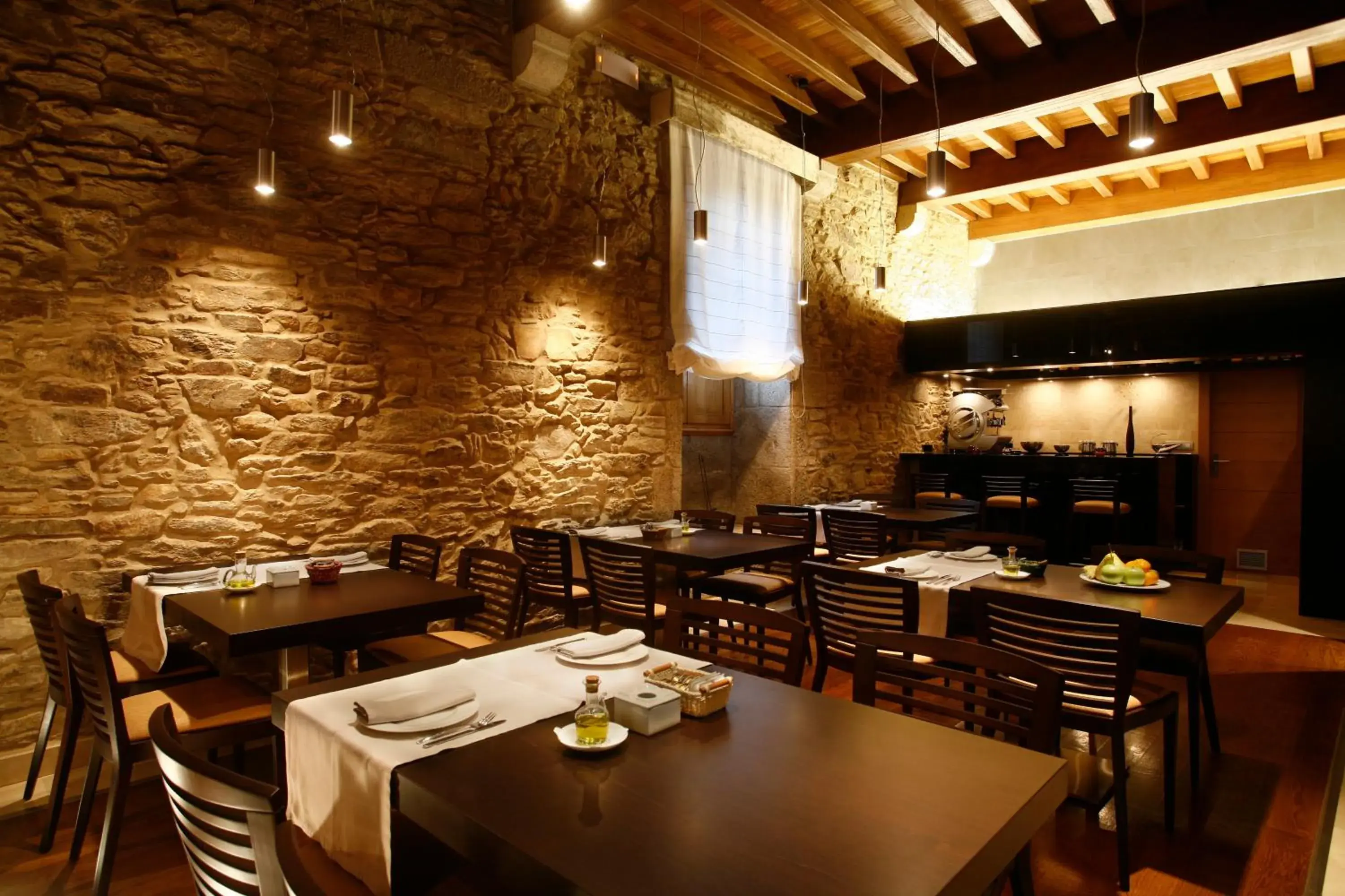 Restaurant/Places to Eat in Hotel Altair