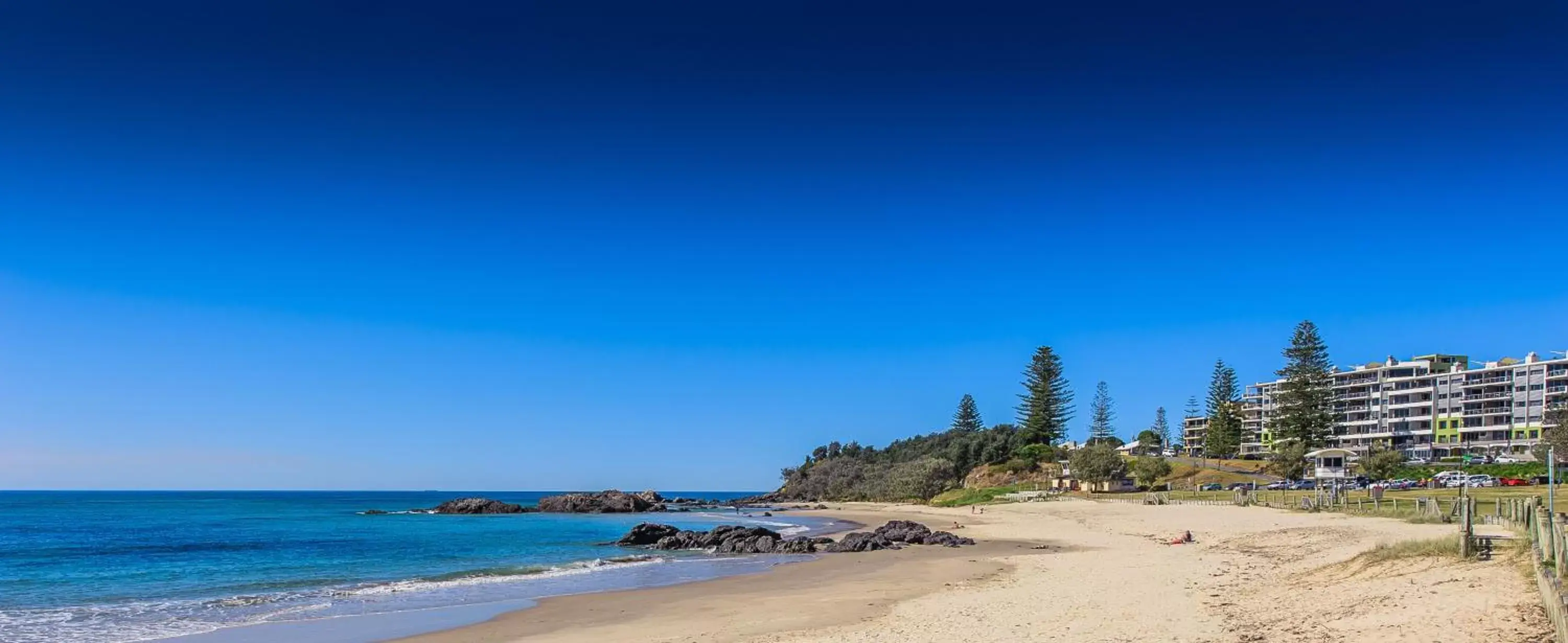 Property building, Natural Landscape in Sandcastle Apartments